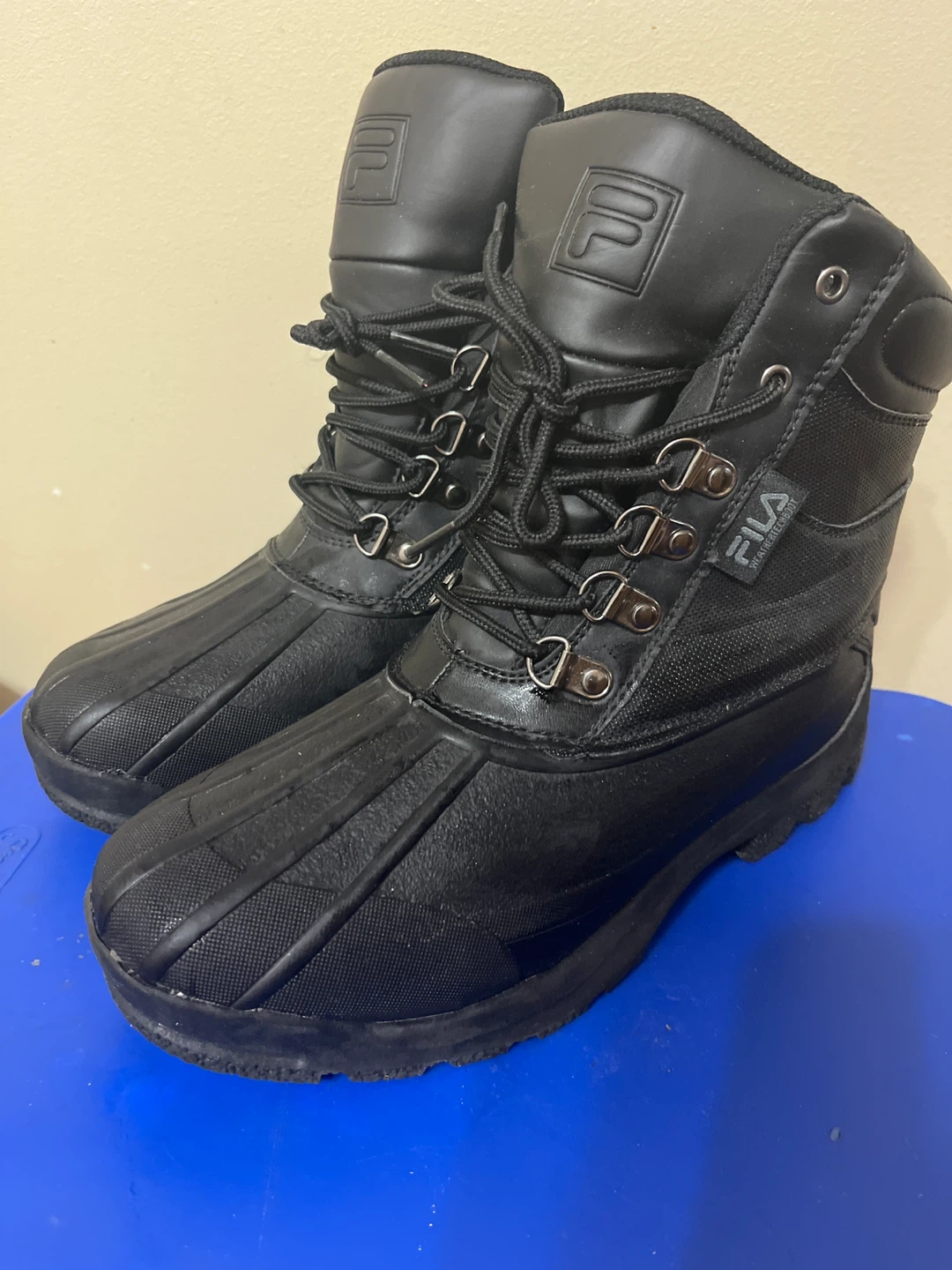 Fila Waterproof Boots size 81/2