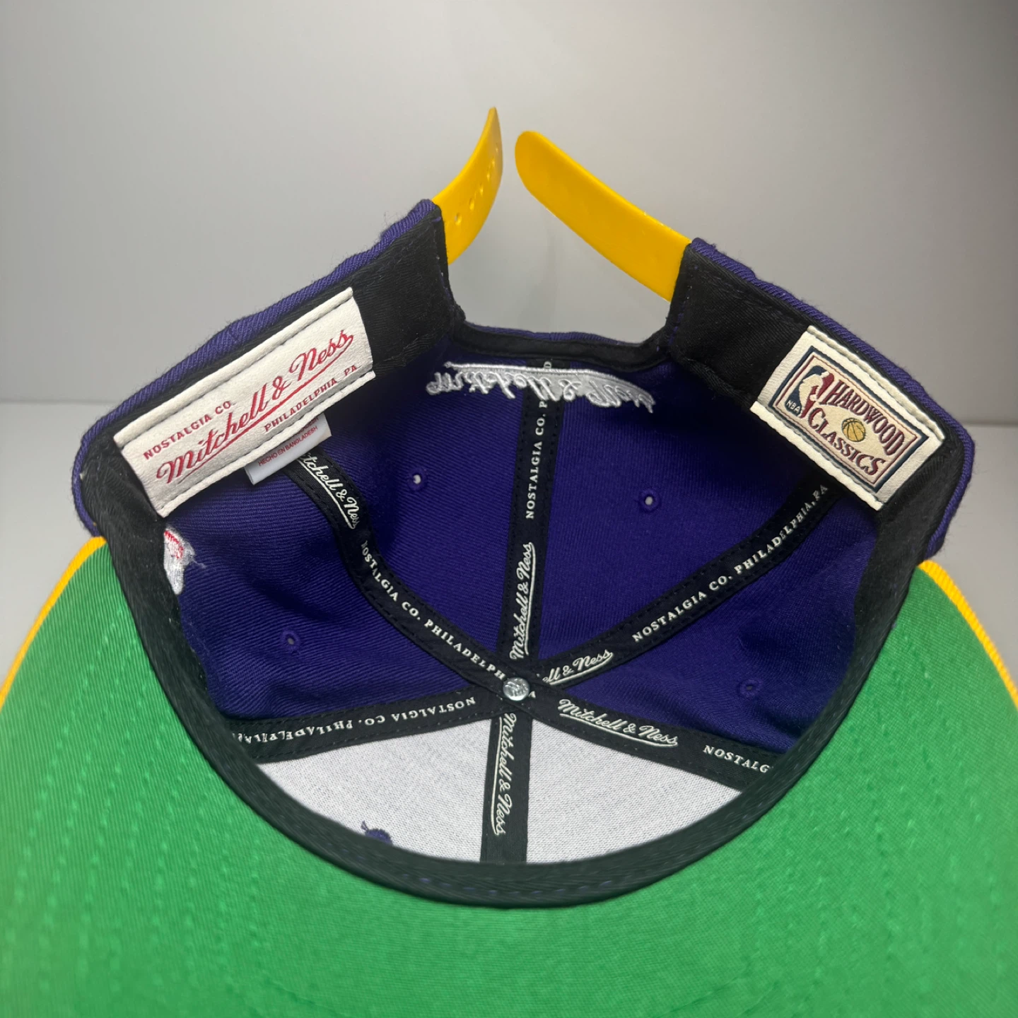 Mitchell & Ness Los Angeles Lakers Hardwood Classics Snapback - photo 5