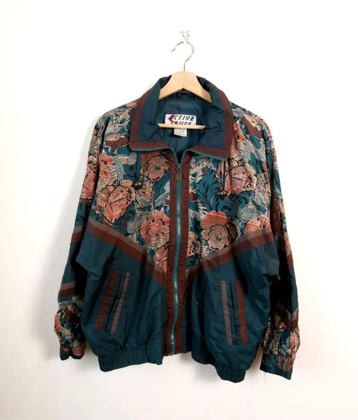 Vintage ‘80s Active Stuff Floral Tapestry Windbreaker