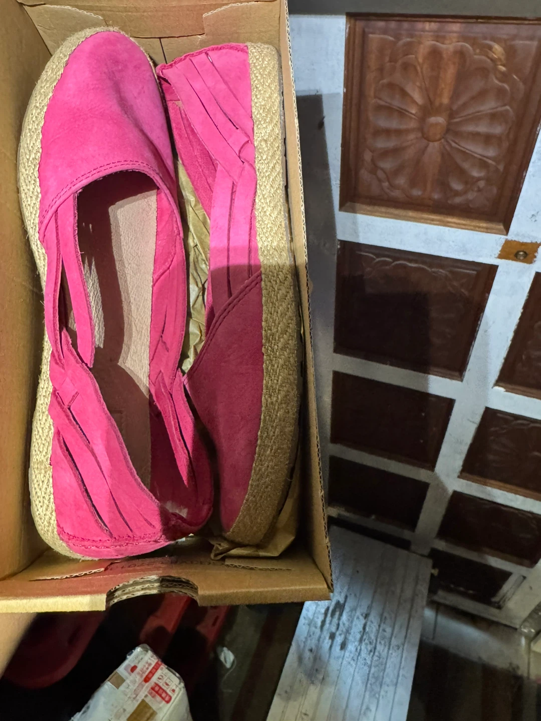 UGG Australia Pink Suede Espadrille Flats - Size 8 - photo 4
