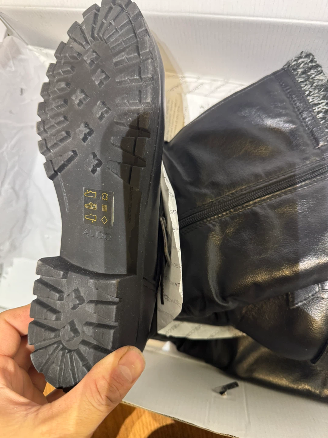 ALDO Black Faux Fur Lined Boots Size 9 - photo 3