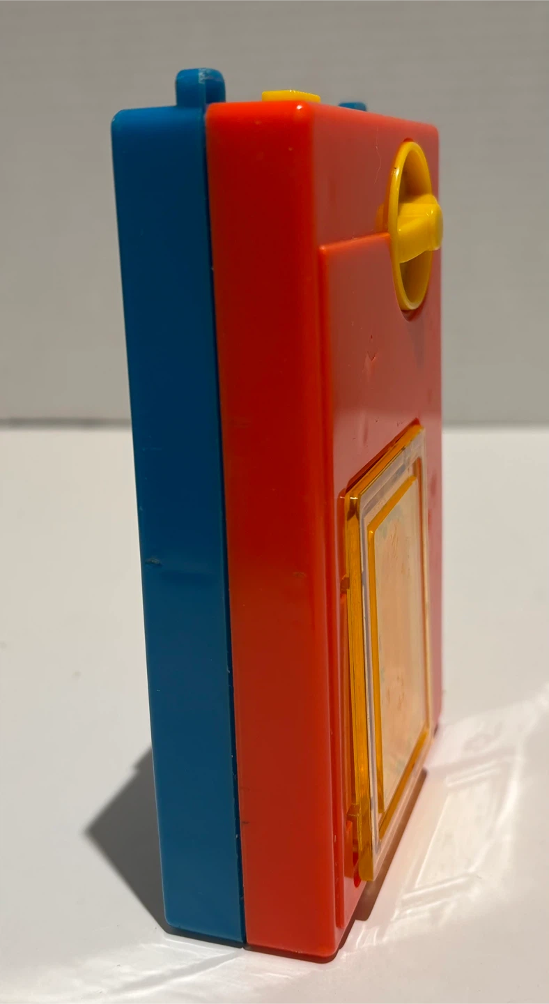 Rare Vintage 1982 Blue Box Wind-Up Musical Toy Walkman Working - photo 3