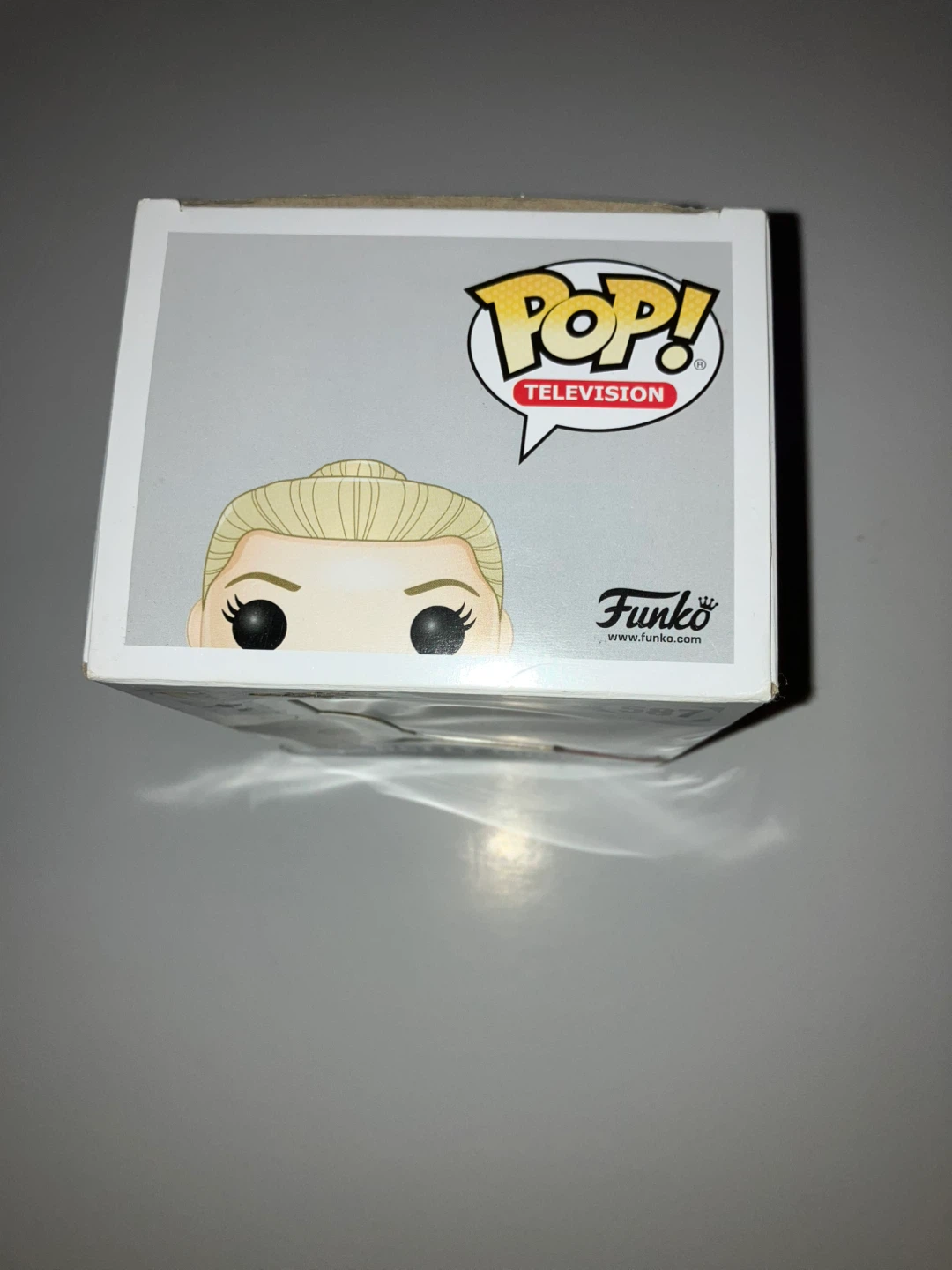Funko Pop! Vinyl: Betty Cooper Hot Topic (Exclusive) #587 - photo 4