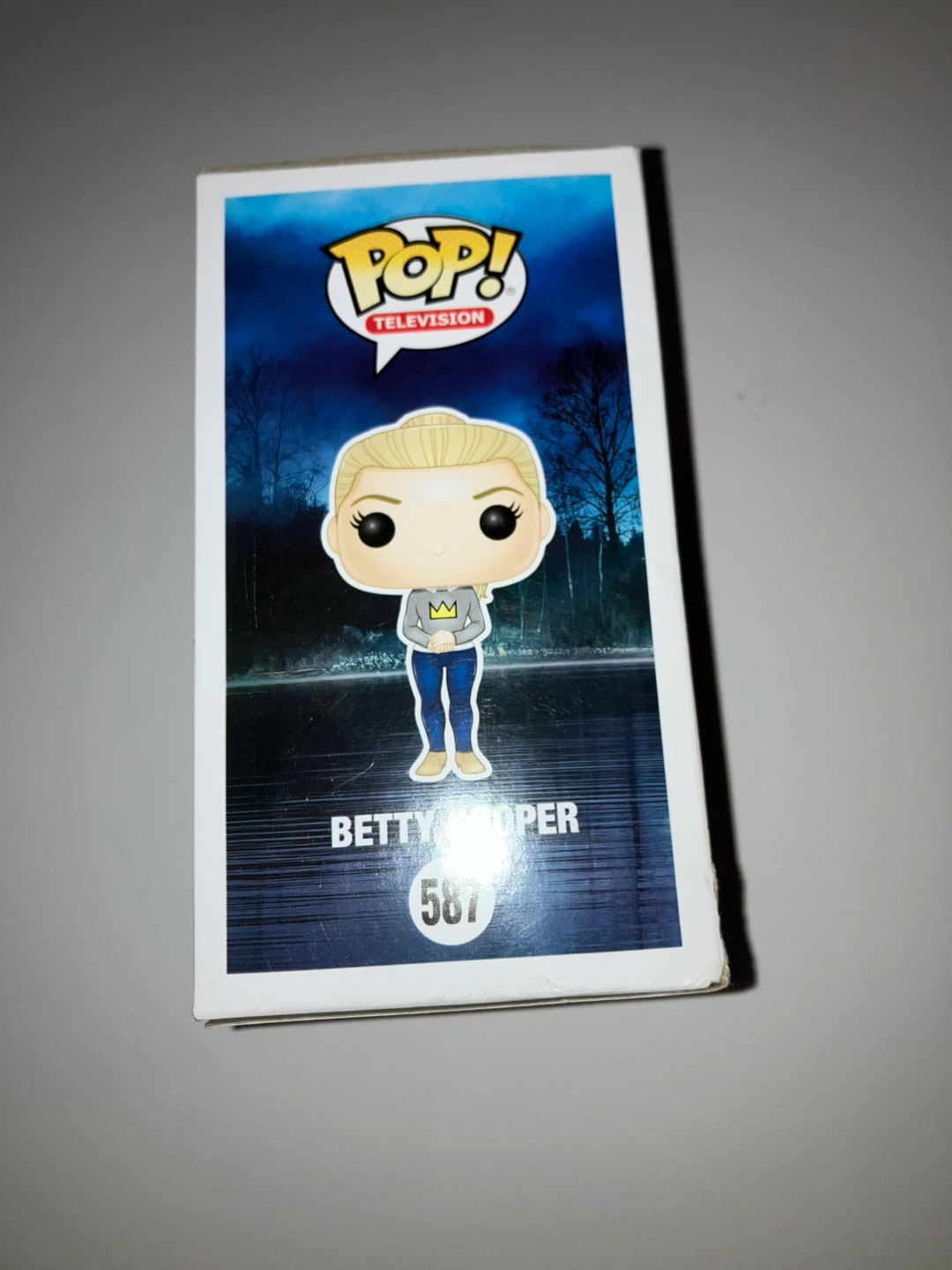 Funko Pop! Vinyl: Betty Cooper Hot Topic (Exclusive) #587 - photo 3