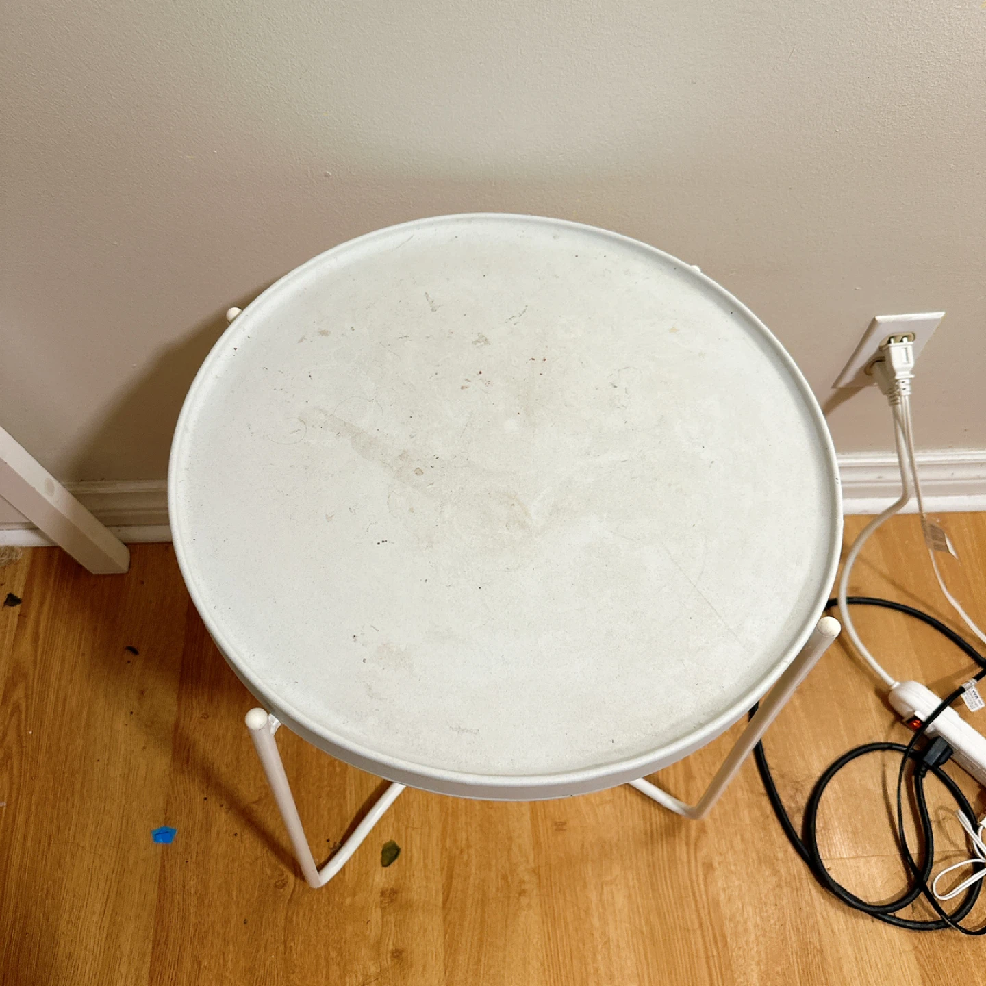 White Side Table - photo 2