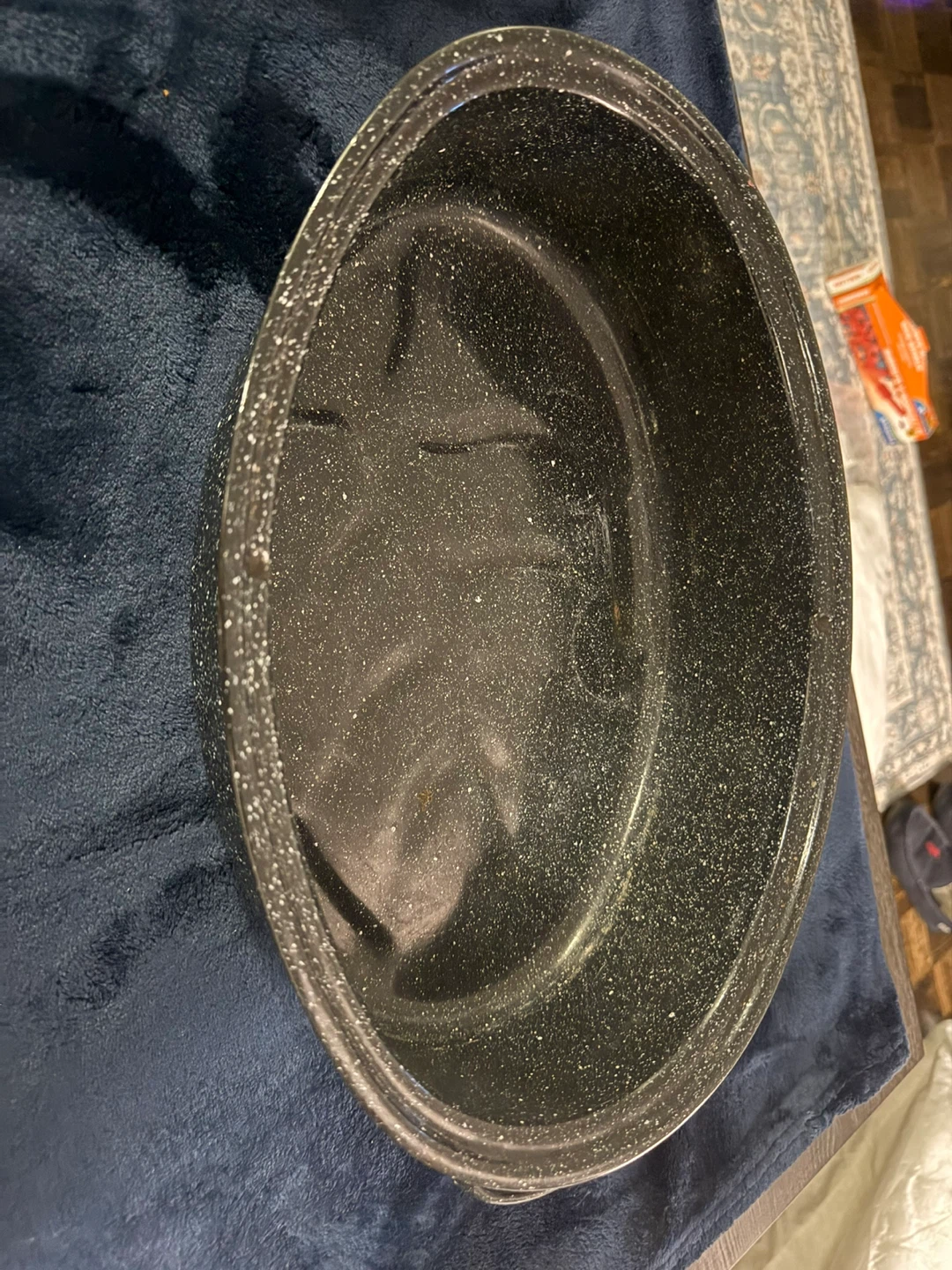 Granite Ware Oval Roaster with Lid - photo 3
