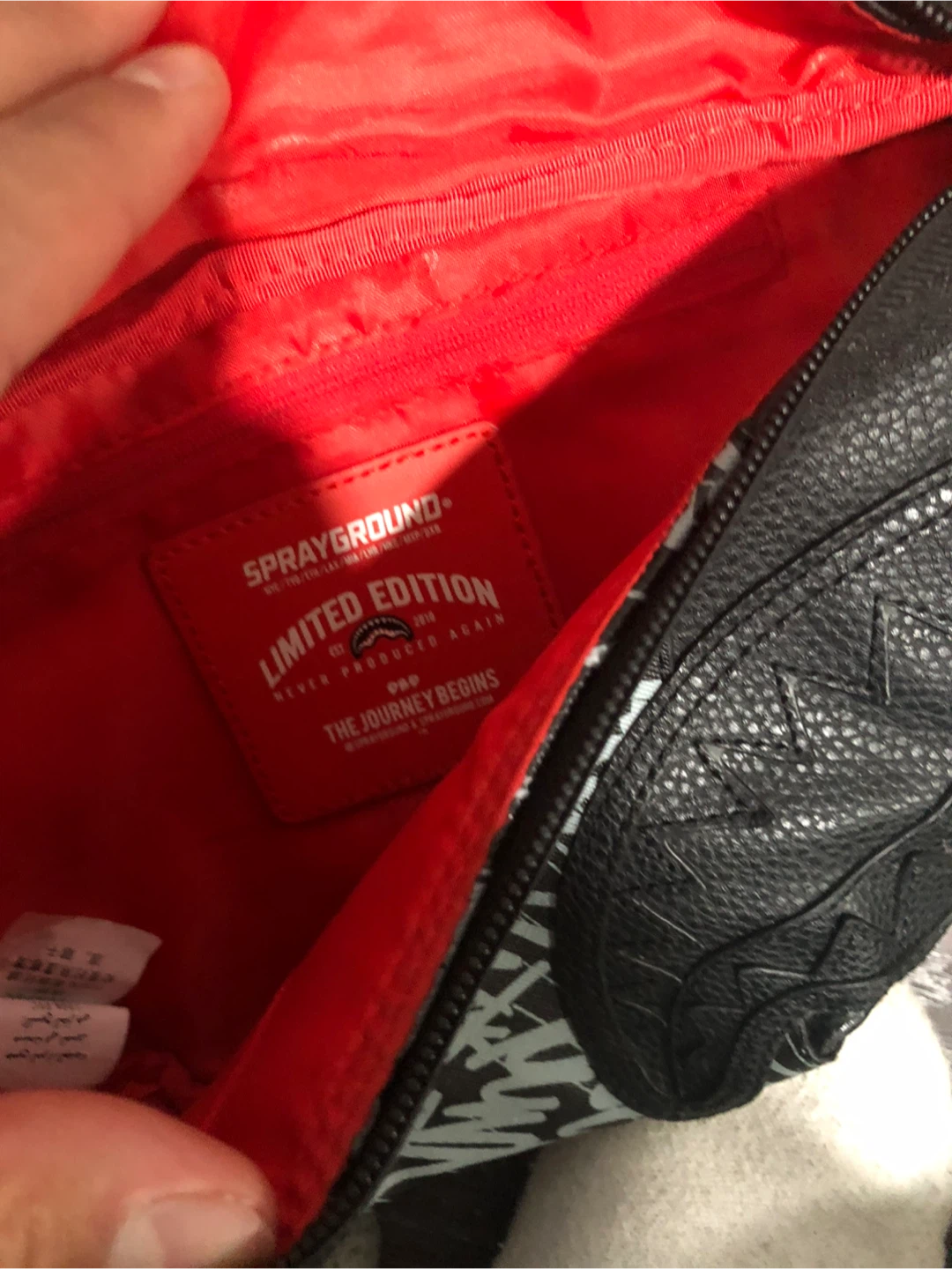 Sprayground Limited Edition Fanny Pack - photo 2