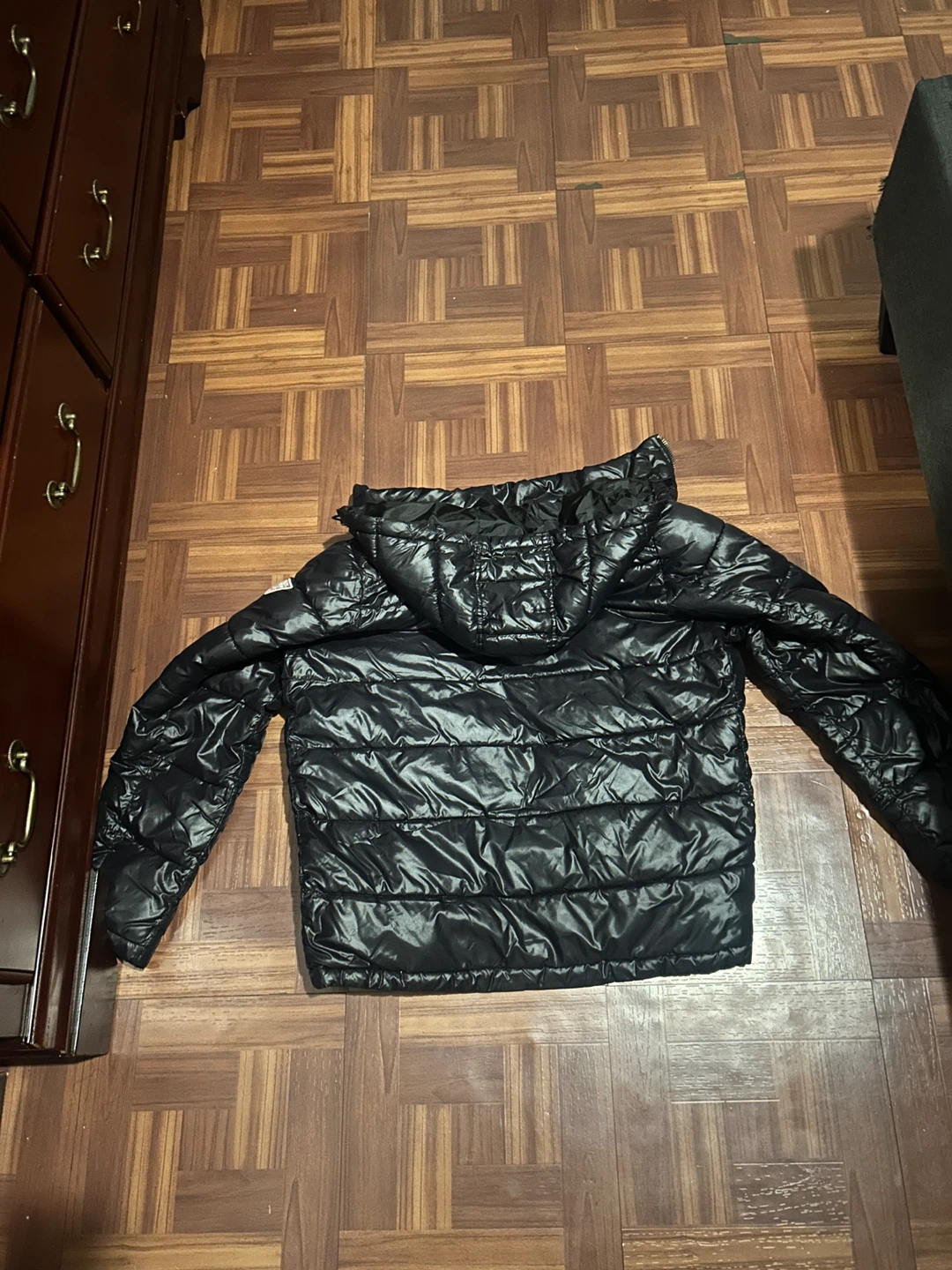 Guess Puffer Jacket - Black - Size S - photo 3