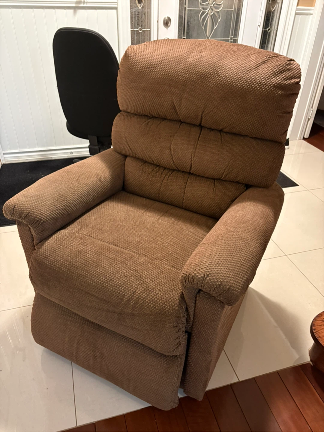 Brown Recliner Chair Lift