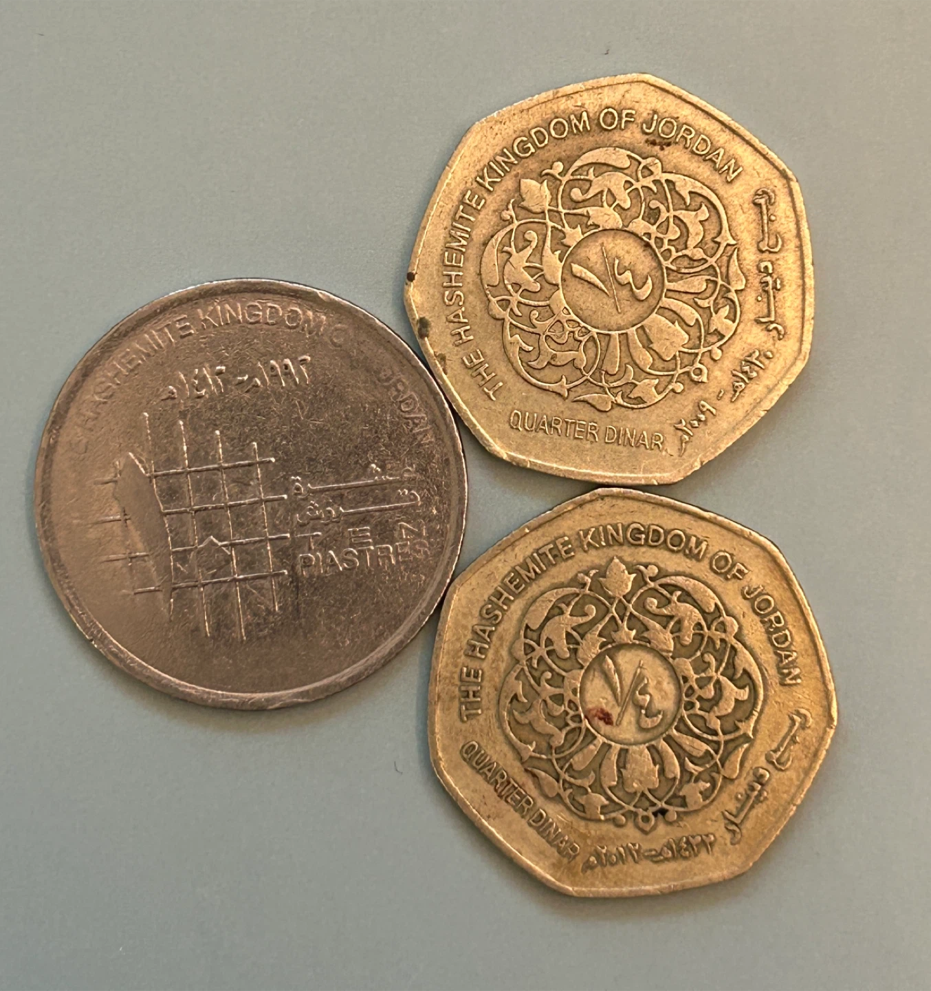 3 x Jordanian Quarter Dinar Coins - photo 2