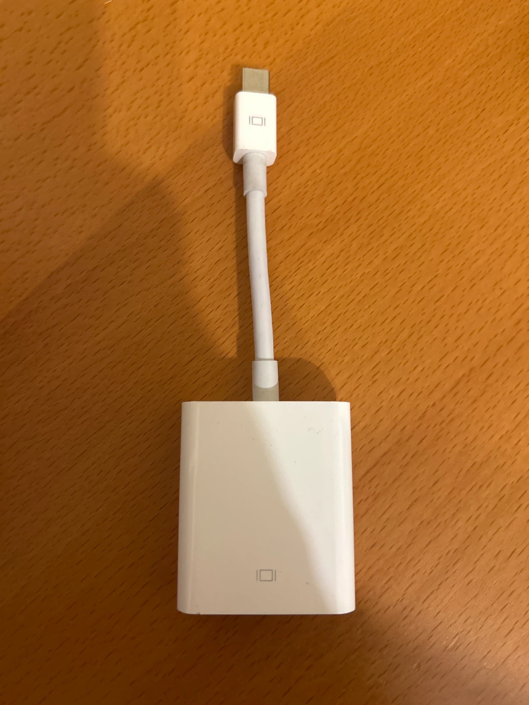 Apple Mini DisplayPort to VGA Adapter - photo 2