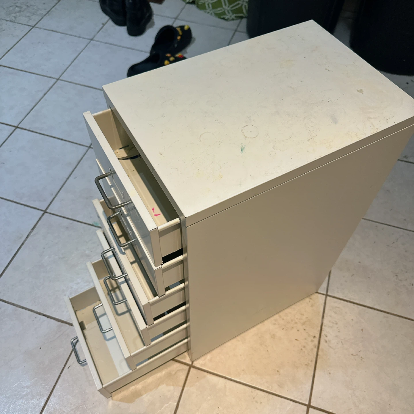 5-Drawer Metal Filing Cabinet - photo 3