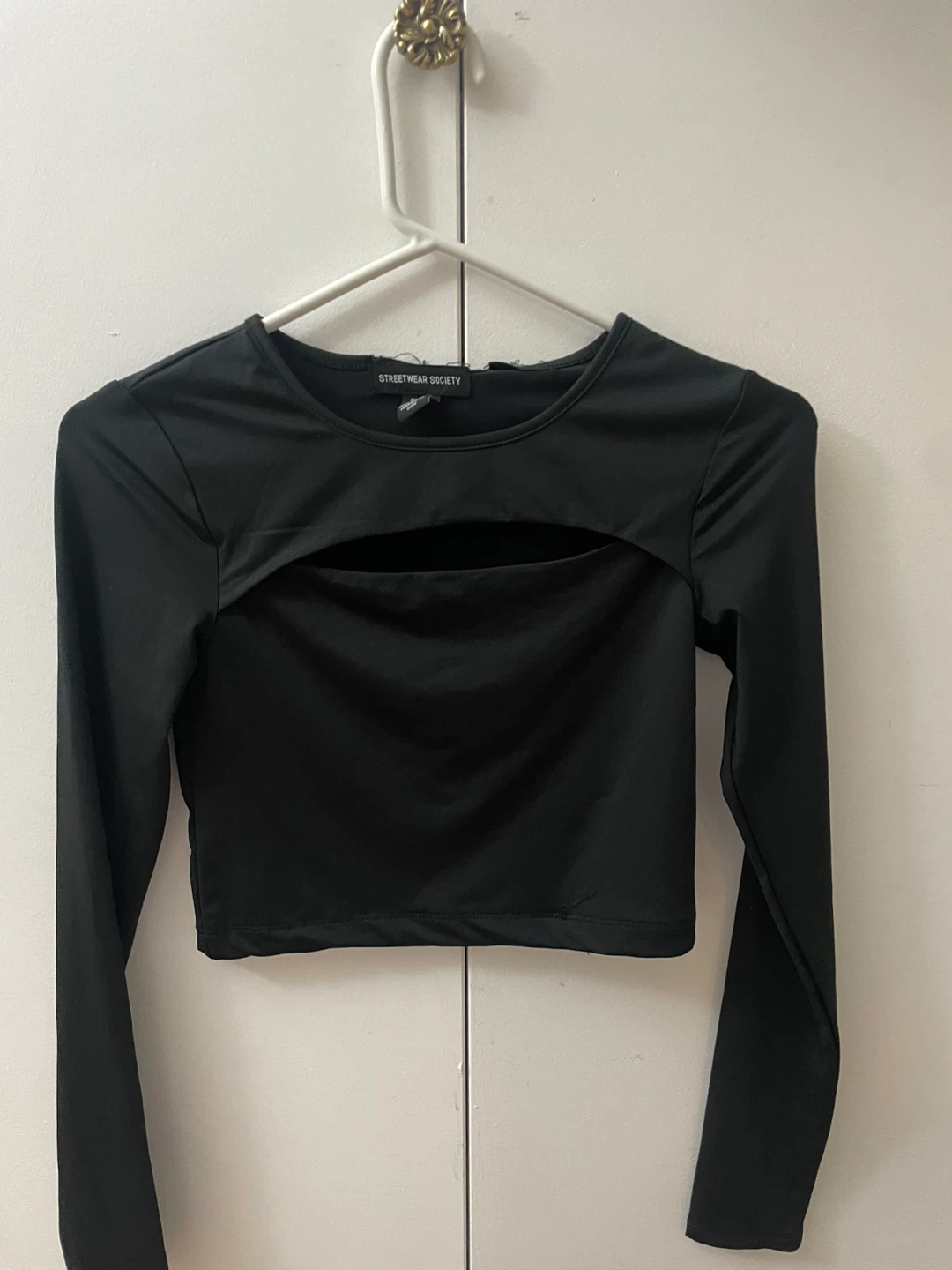 Black Long Sleeve Cutout Crop Top
