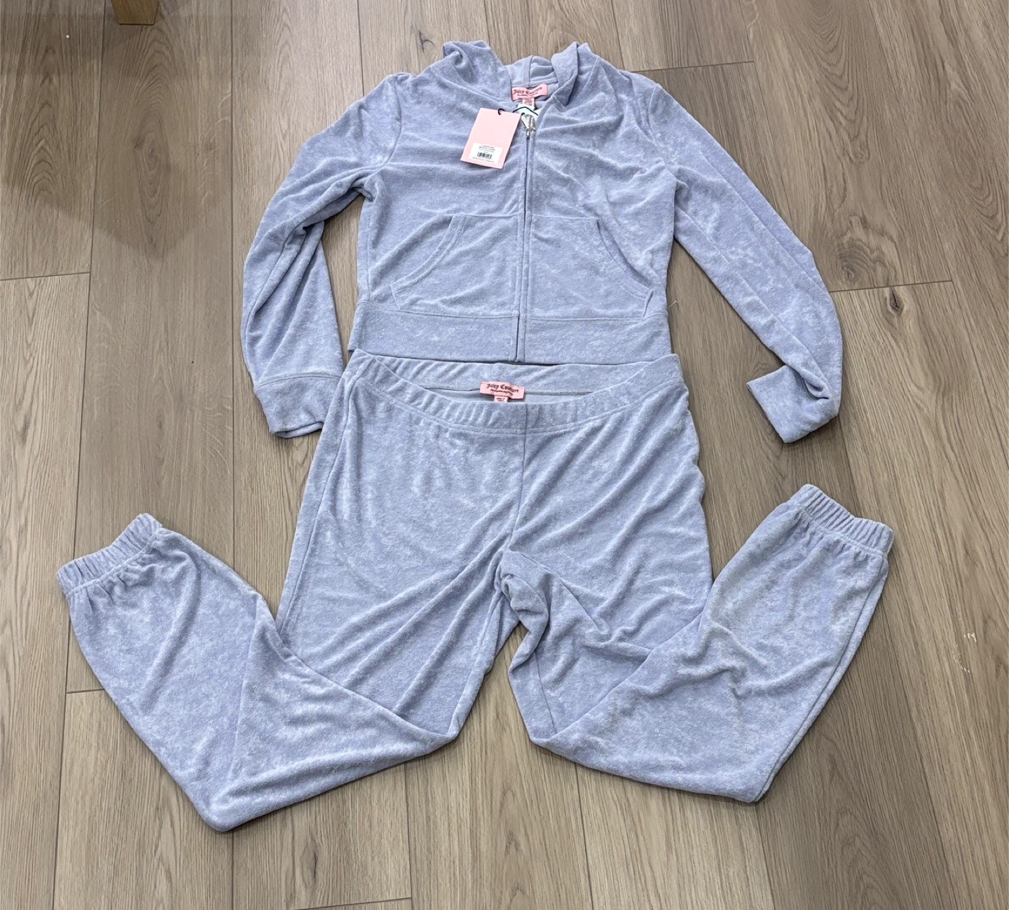 New with tag Juicy Couture terry Tracksuit size medium