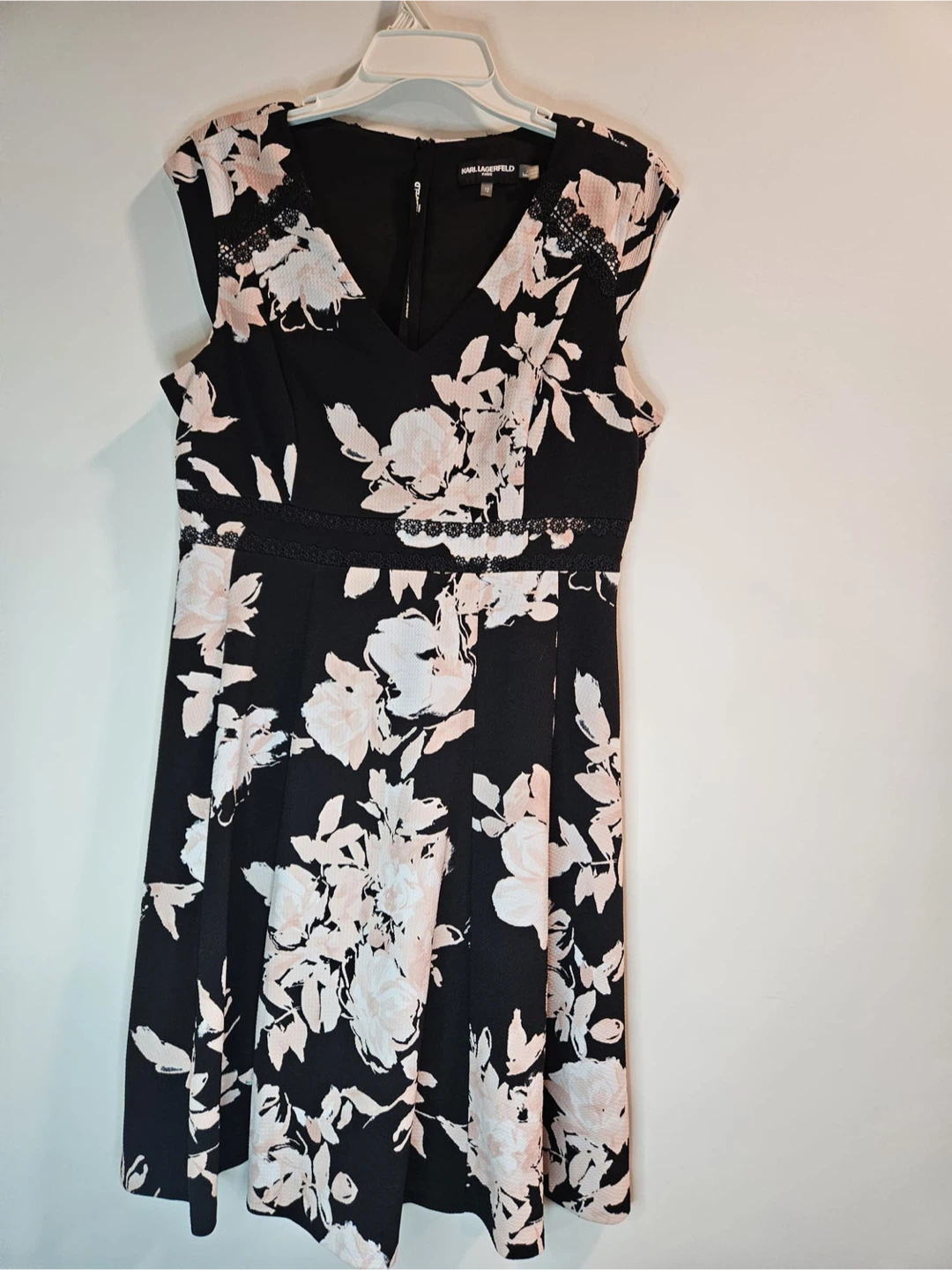 Karl Lagerfeld Paris Floral Dress Size 12 - photo 2