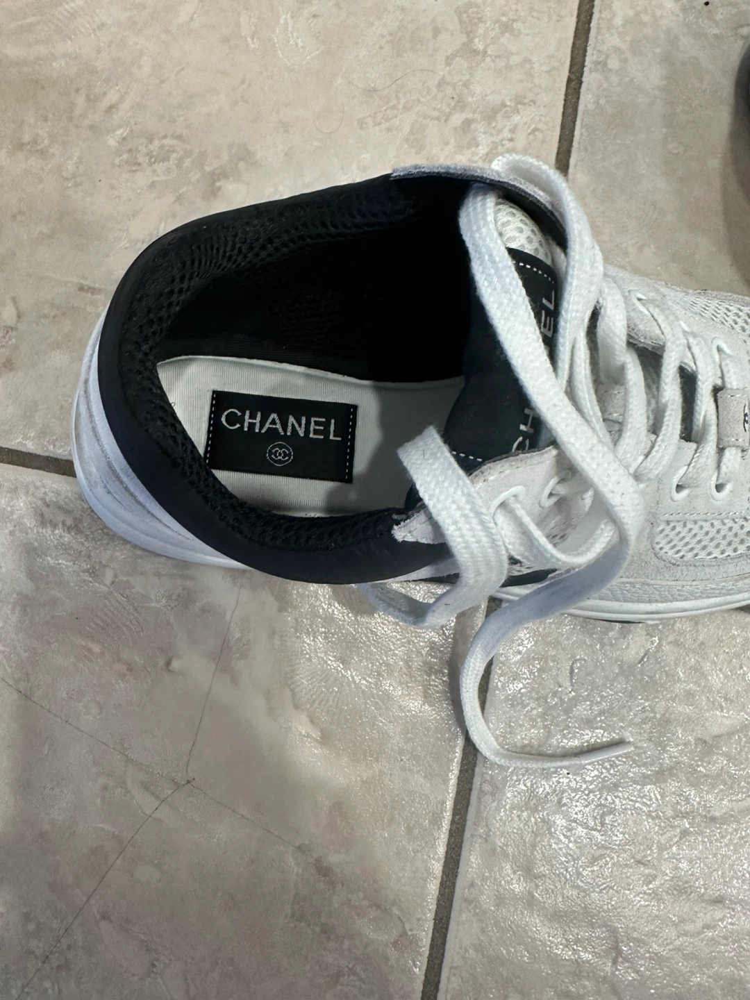 CHANEL White Sneakers - photo 4