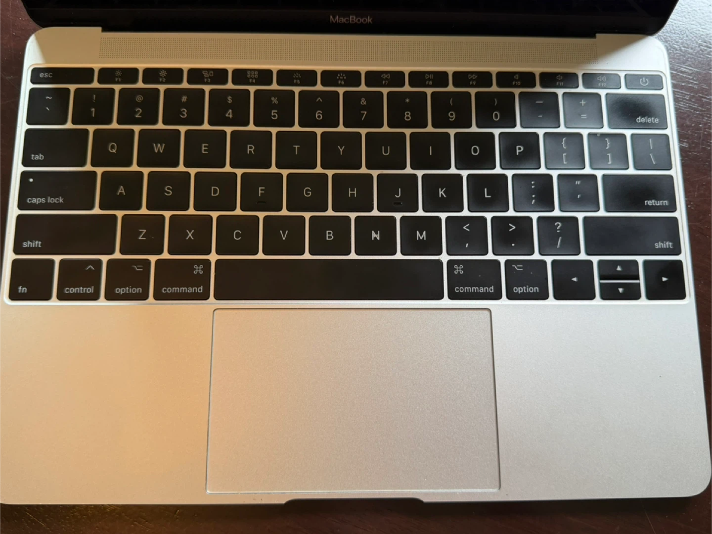 Apple MacBook Retina 12-Inch (2017) - photo 4