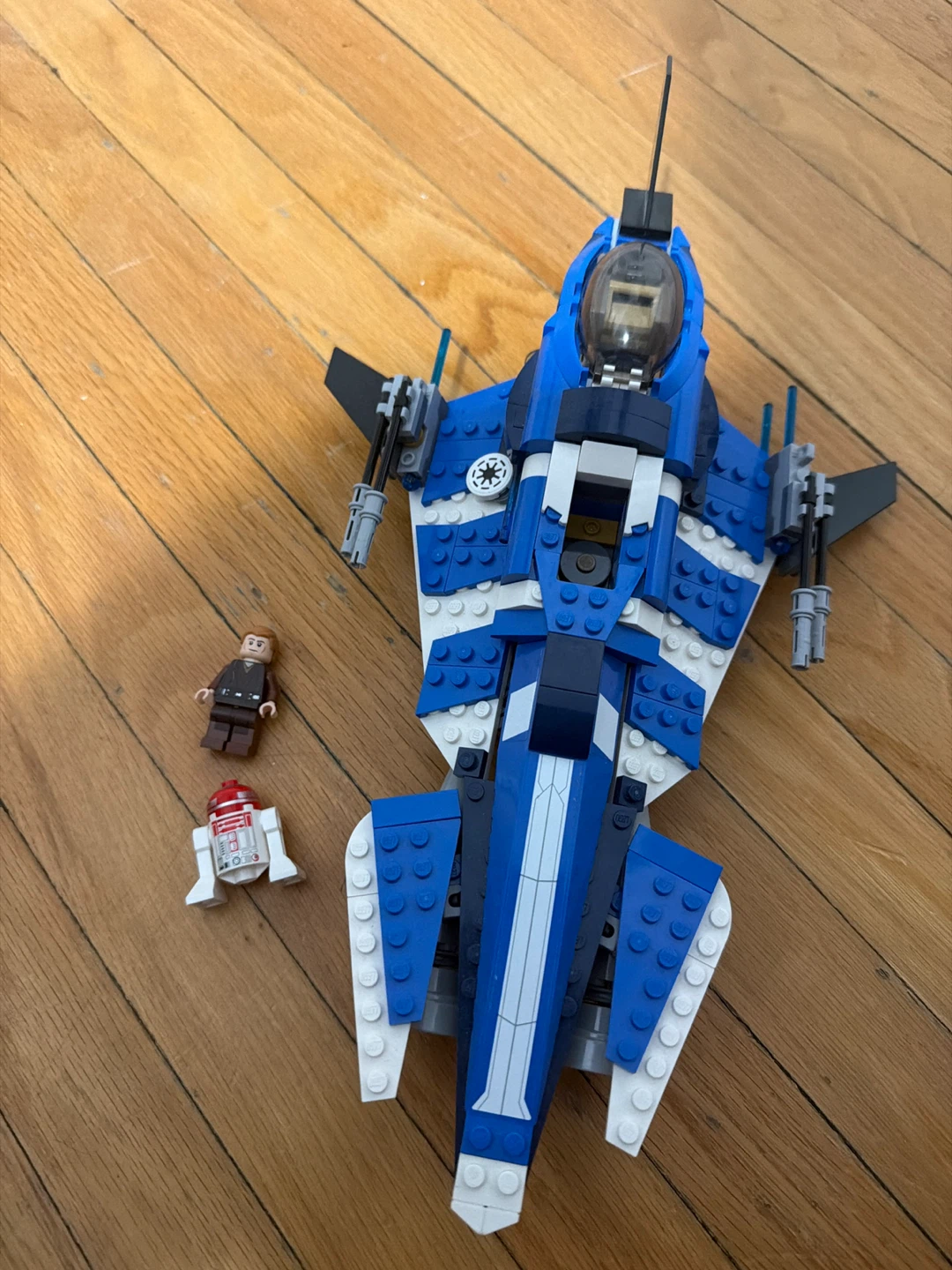 LEGO Star Wars Anakins Custom Jedi Starfighter