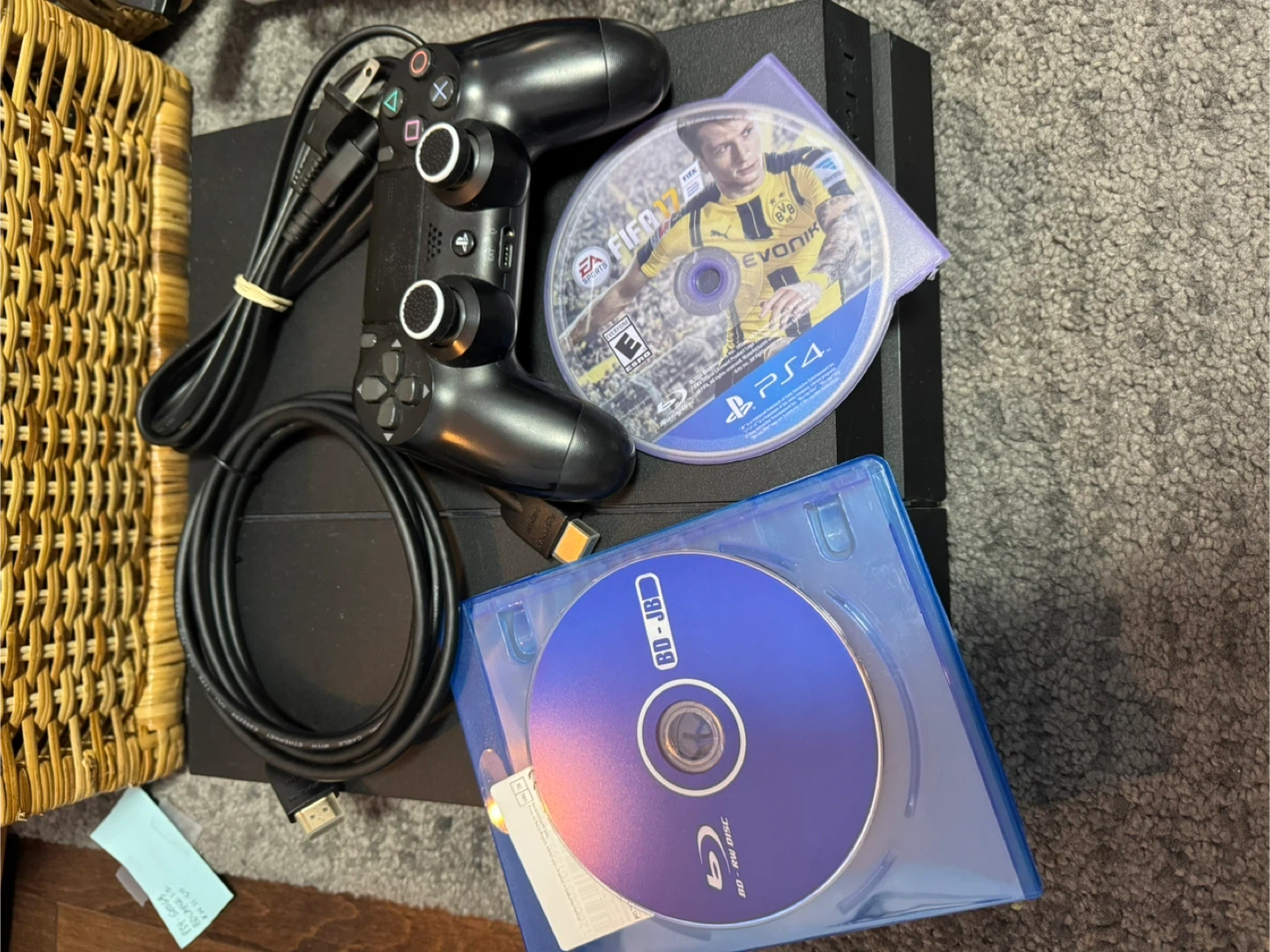 PlayStation 4 [11.50 Mod] + Controller & Disc