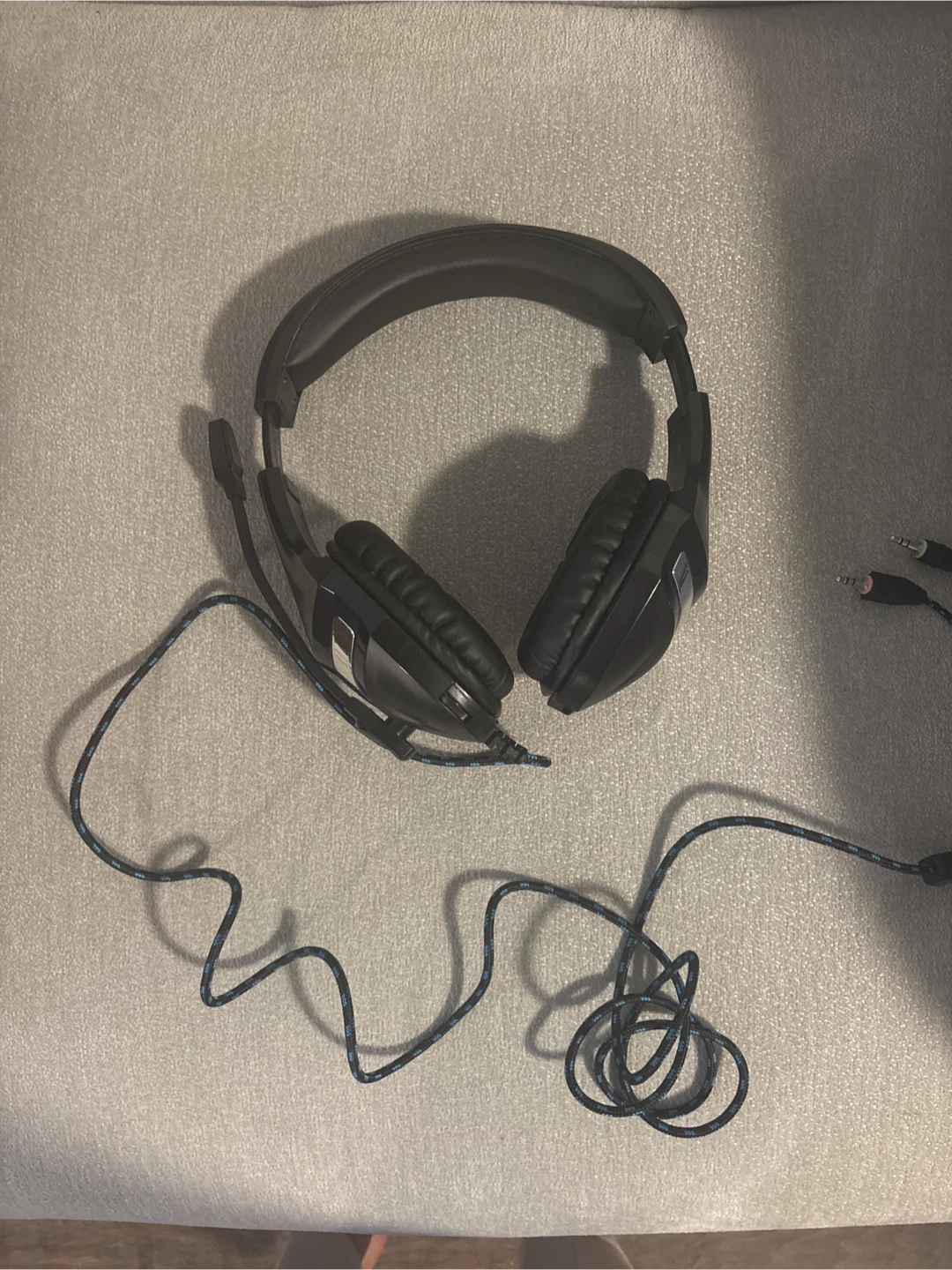 Headphones (Untested)