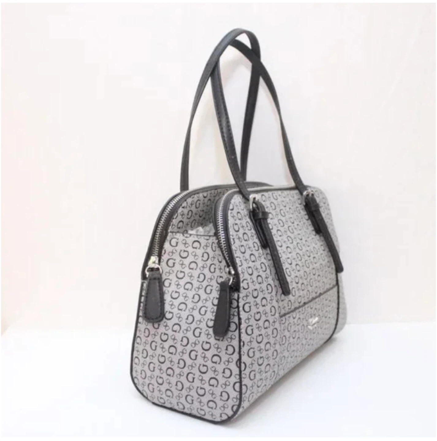 Guess Monogrammed Shoulder Bag - photo 2