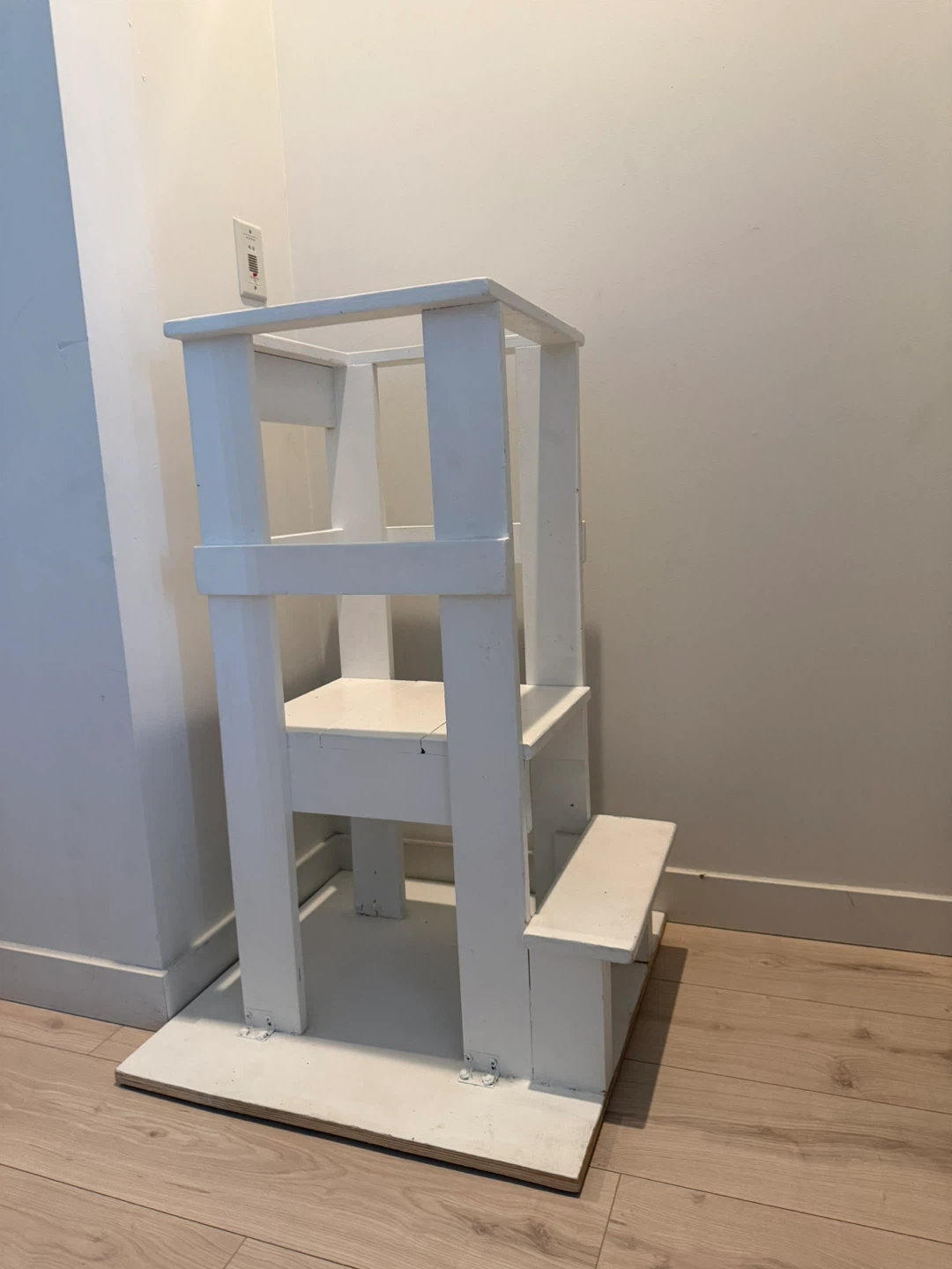 White Wooden Toddler Learning Tower - photo 4