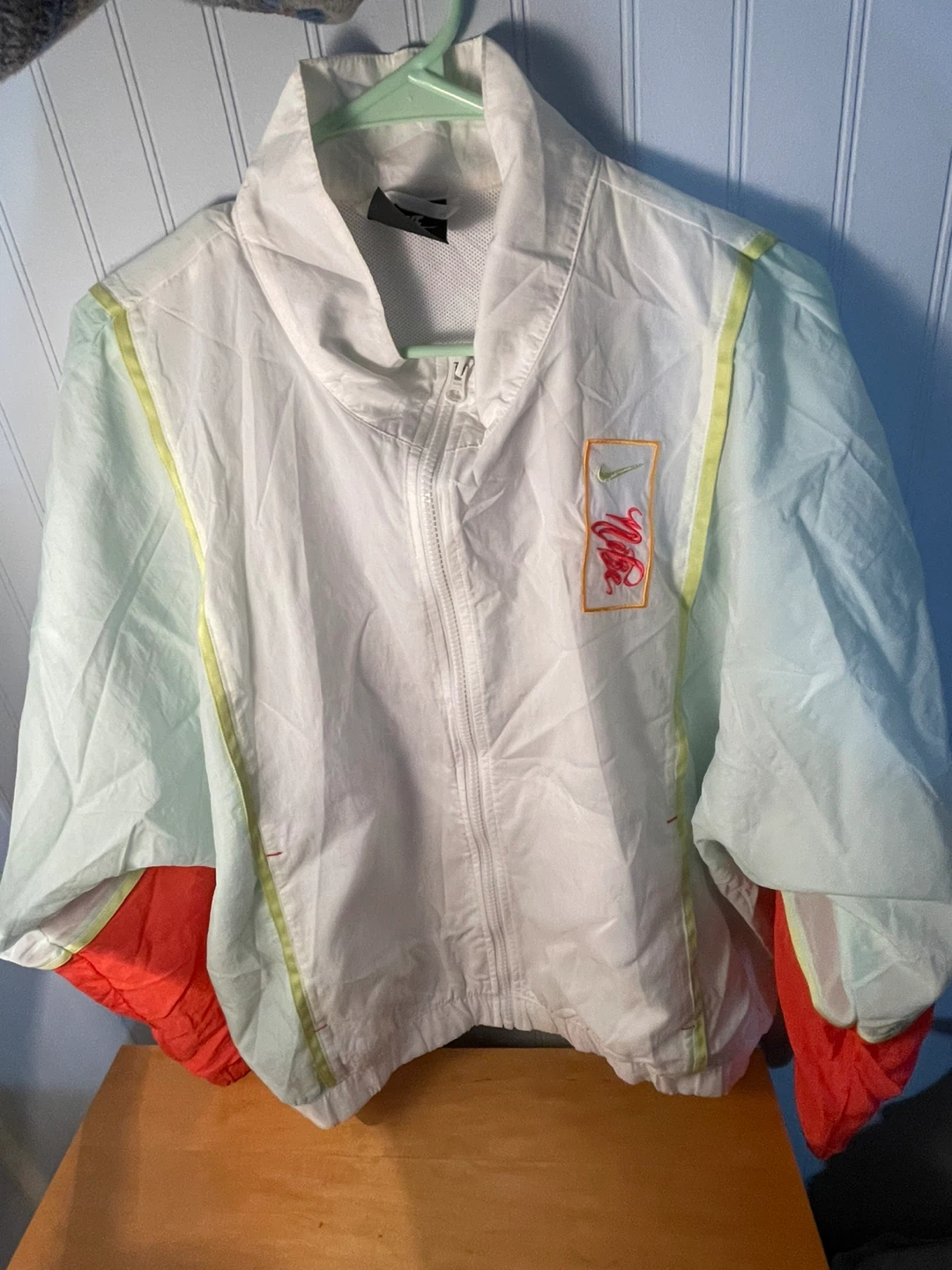 Nike Retro Woven Windbreaker Jacket for women