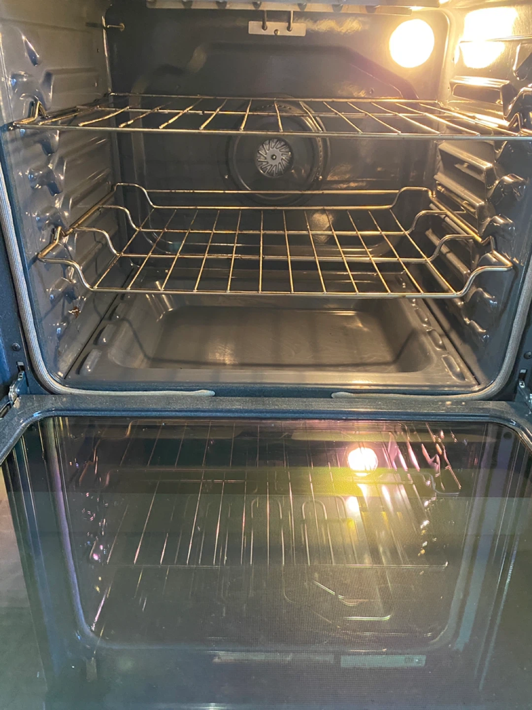 Whirlpool 30” Smooth-Top Range - photo 2