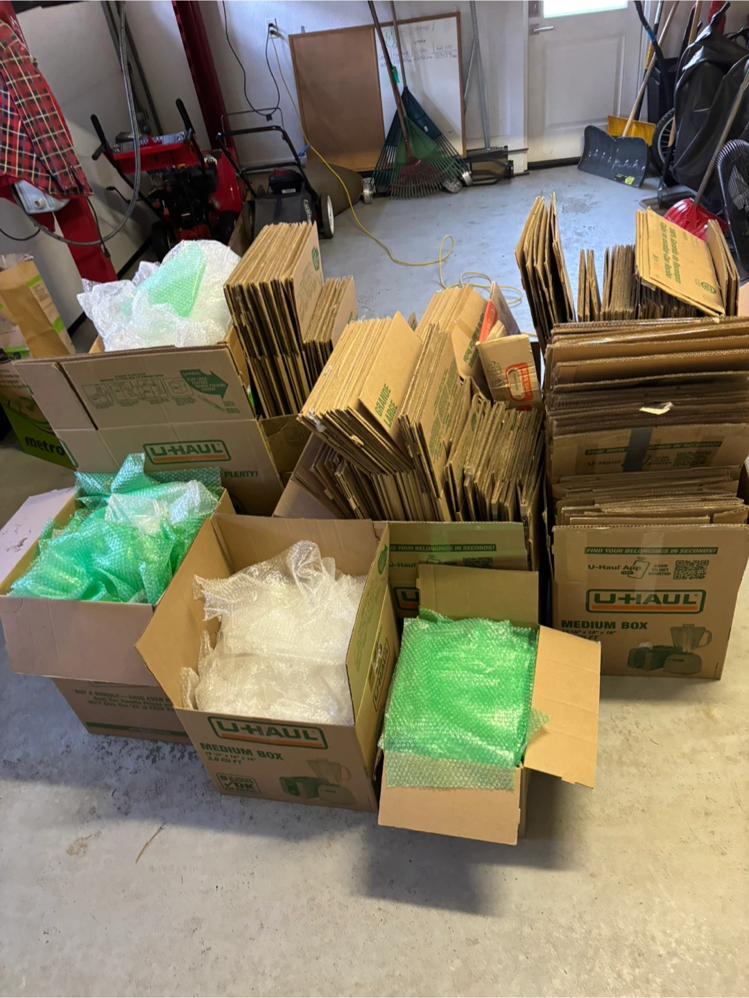 U-Haul Moving Boxes with Bubble Wrap