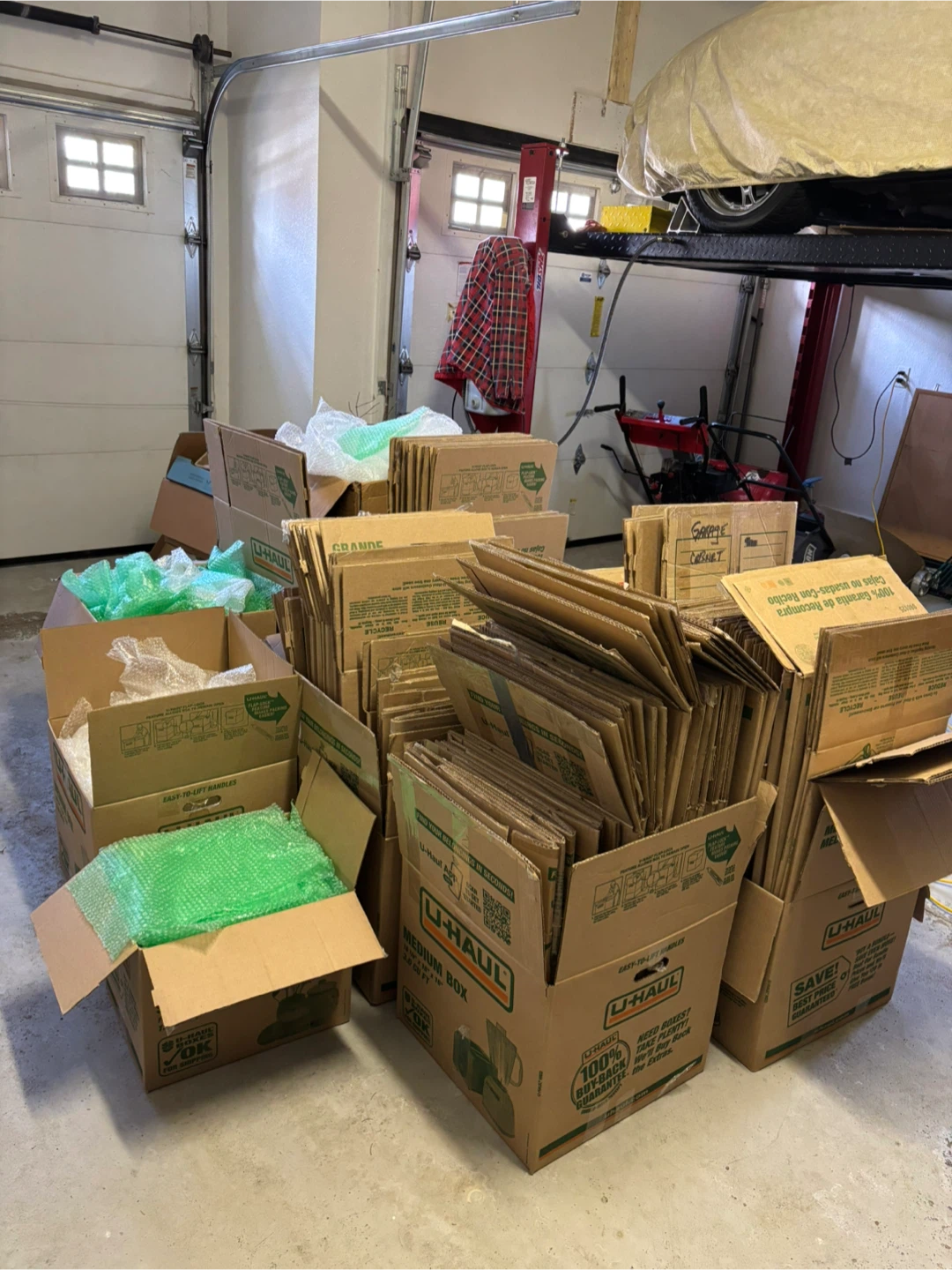 U-Haul Moving Boxes with Bubble Wrap - photo 2