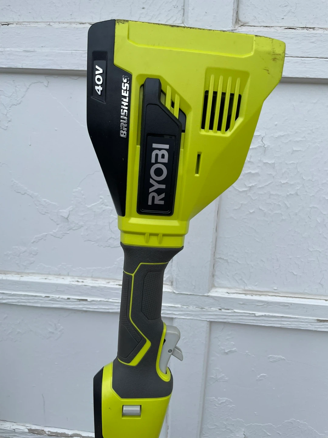 Ryobi 40V Brushless String Trimmer Kit - photo 2