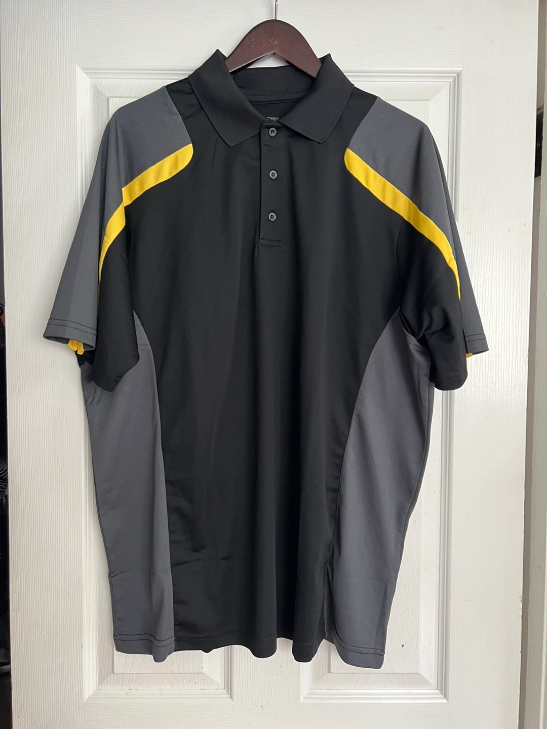 New Men's Golf Shirt - 2XL