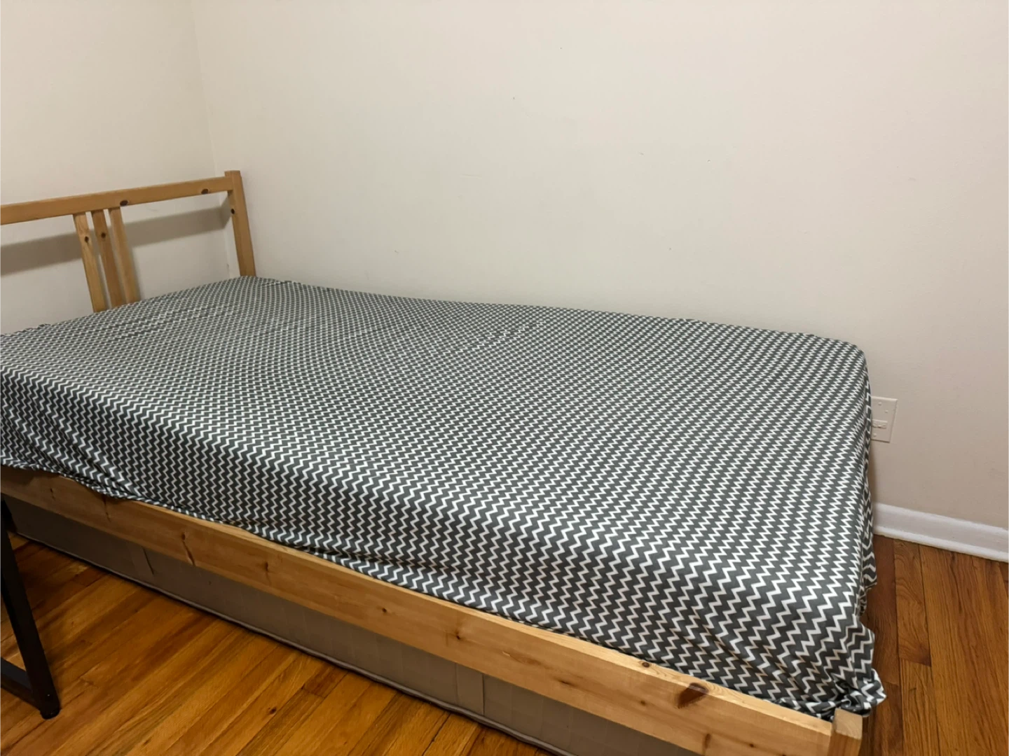 Twin Wood Bed Frame with Mattress - photo 2