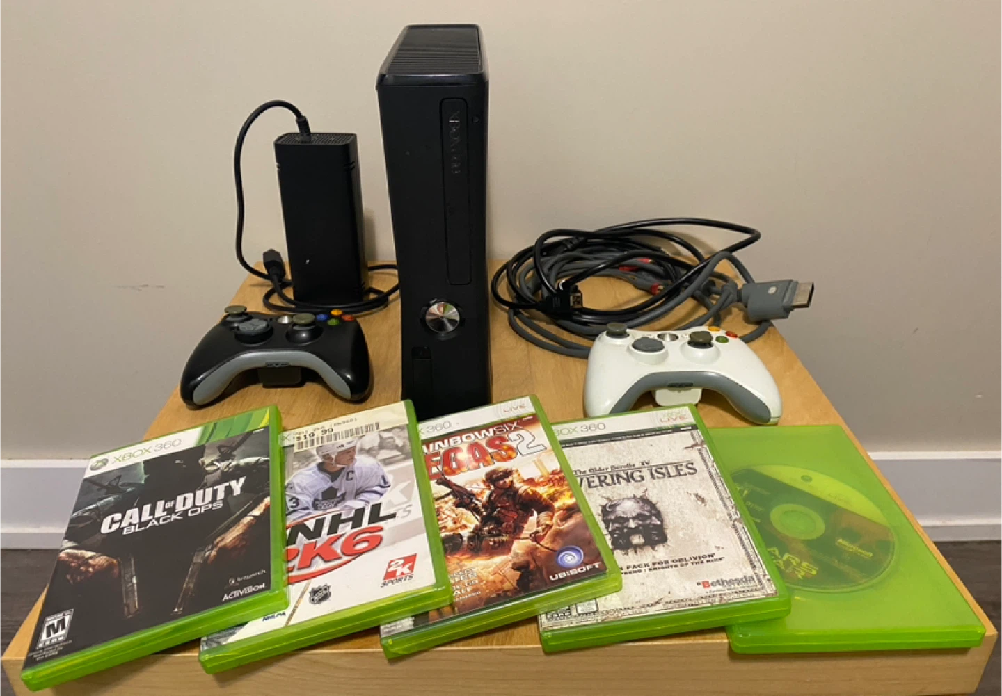Xbox 360 Bundle – 2 Controllers, Games, Cables – Fully Tested