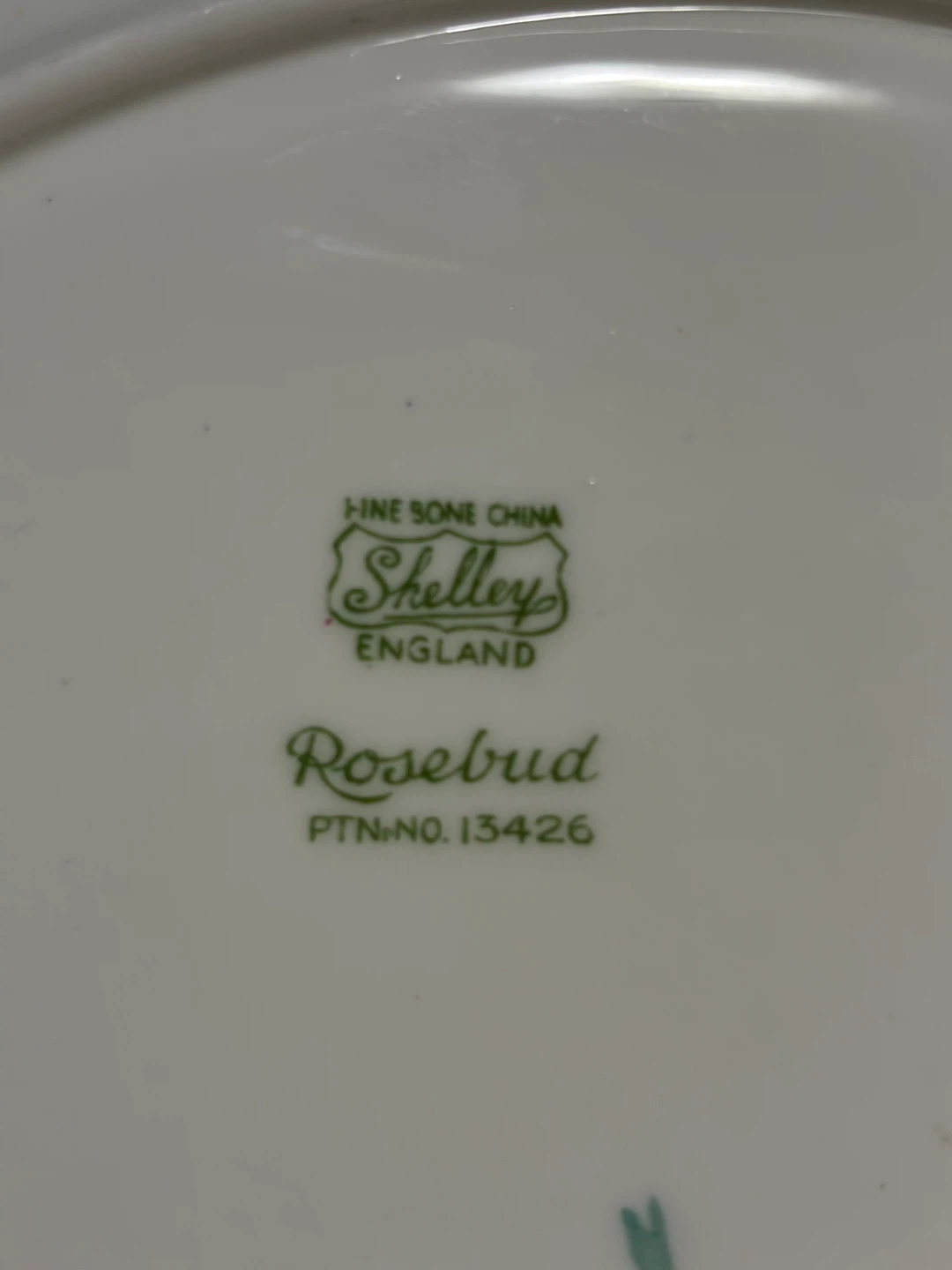 Vintage Shelley “Rosebud” Bone China Gravy Boat & Saucer - photo 5