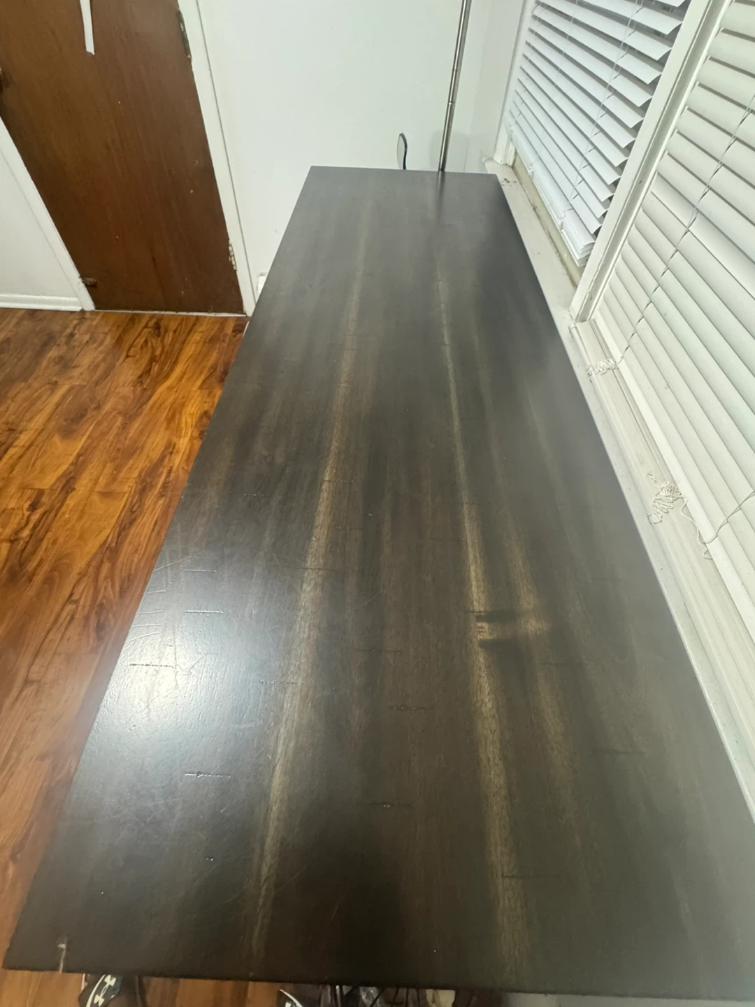 Dark Wood Console Table with 3 Gray Stools - photo 4