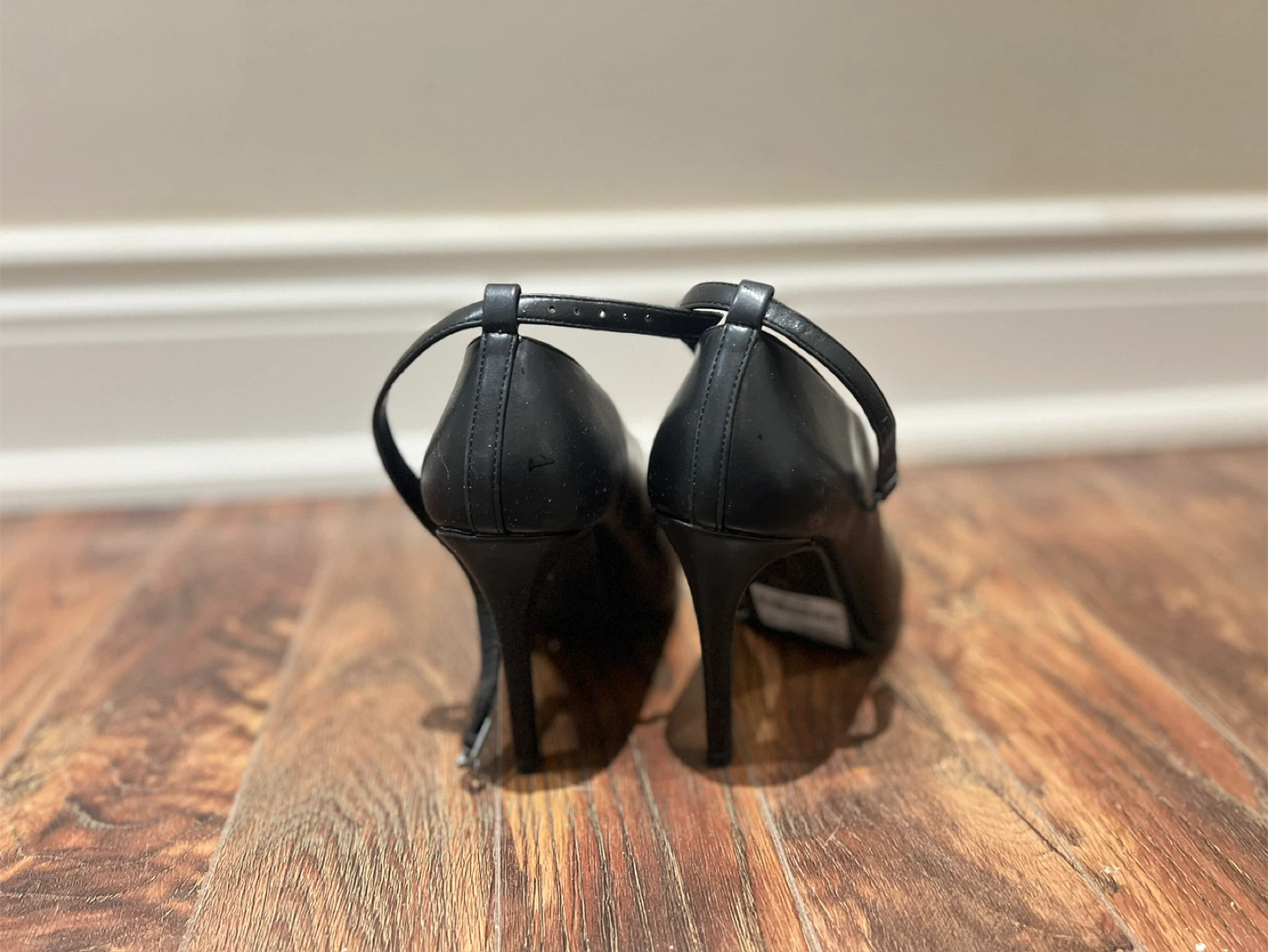 Le Château Black Faux Leather Heels with Ankle Strap - photo 5