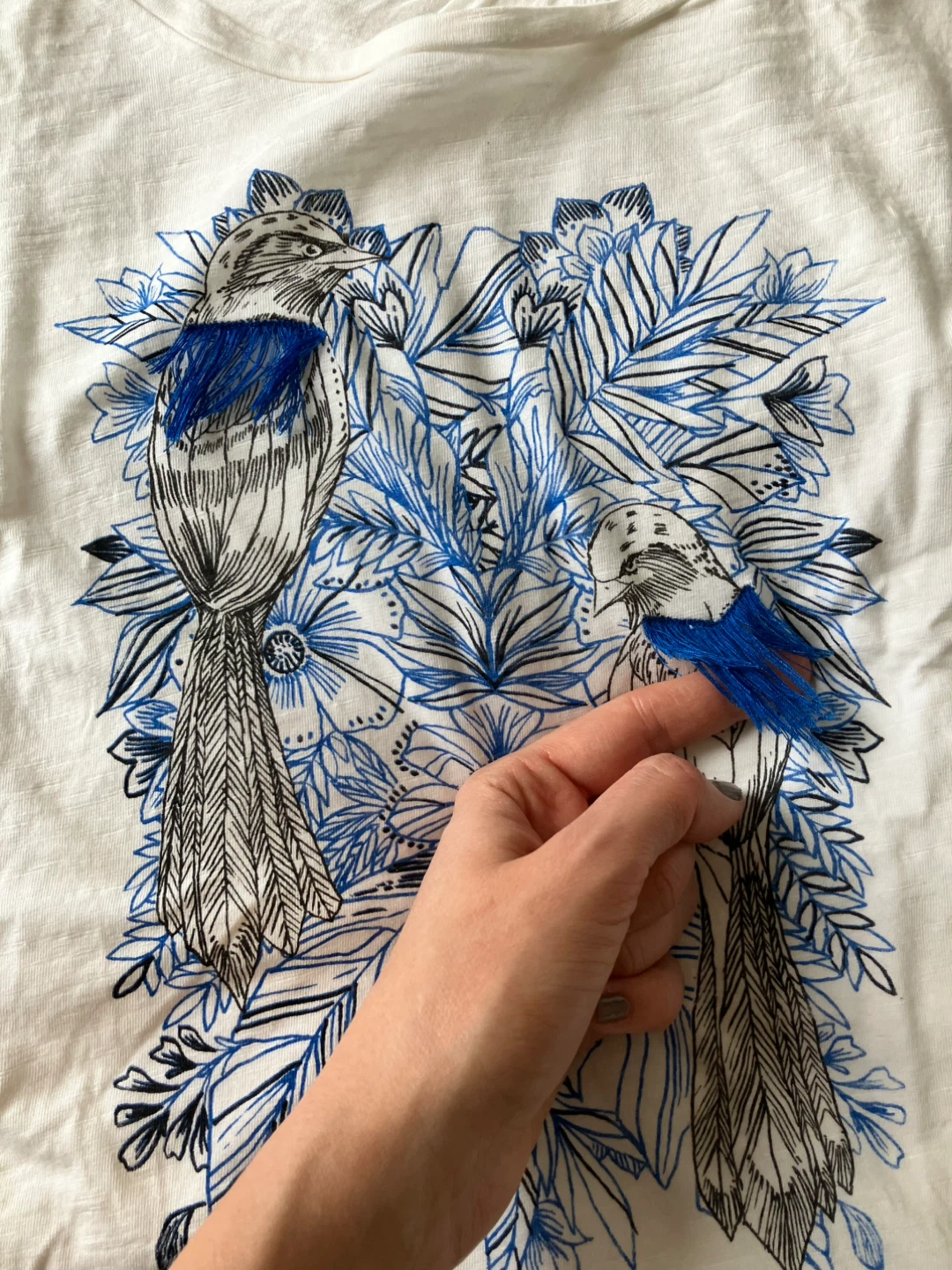 Cropped White Tee with Blue Bird Print - photo 3