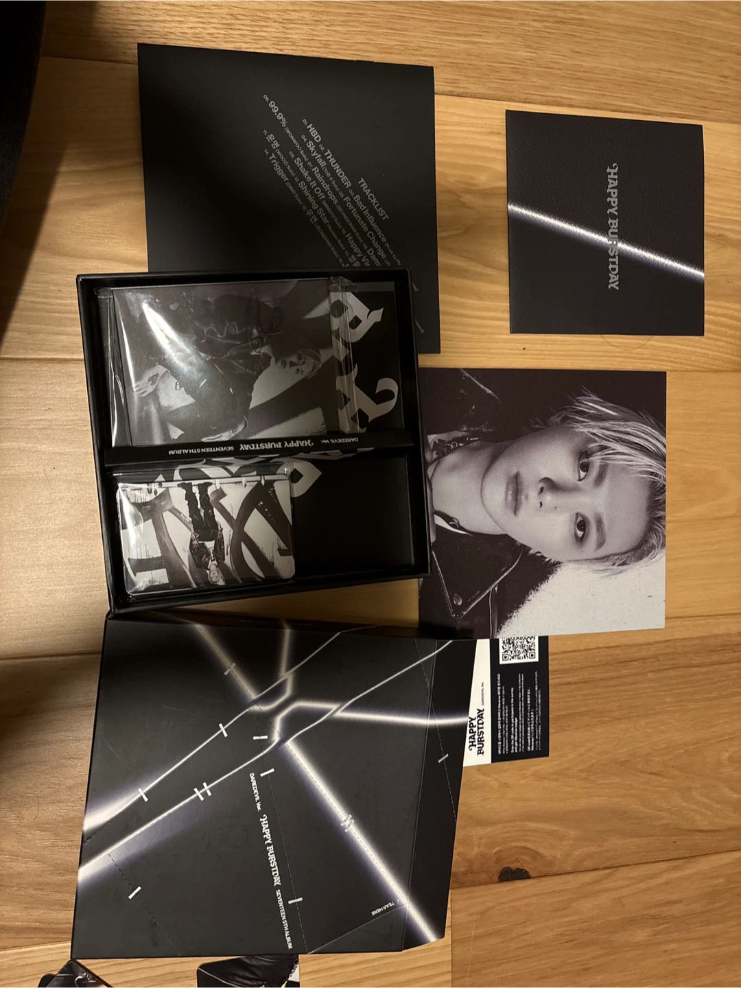 Seventeen Happy Burstday Album Seungkwan ver - photo 2