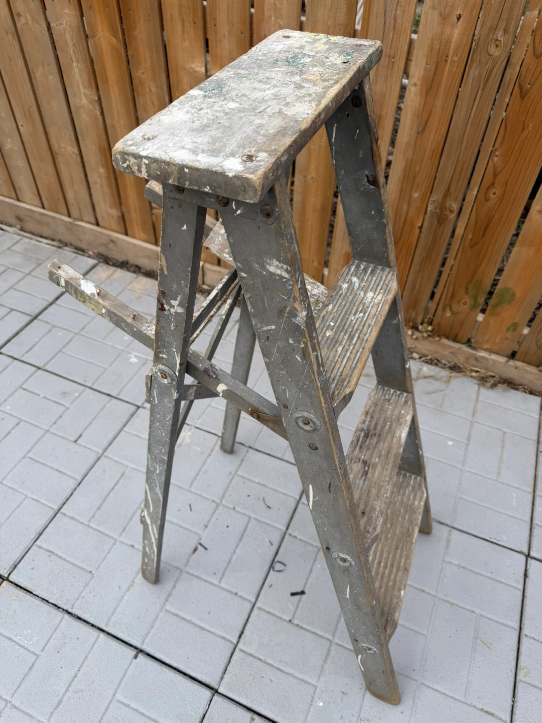 Vintage Wooden Step Stool Ladder- one meter - photo 3