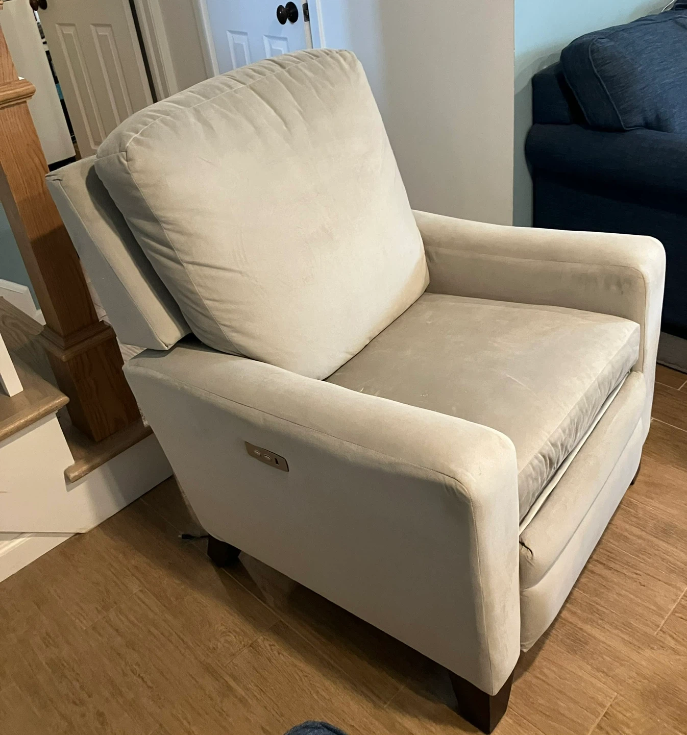 La-Z-Boy Power Recliner Chair - "Cobalt Dove" Finish - photo 2