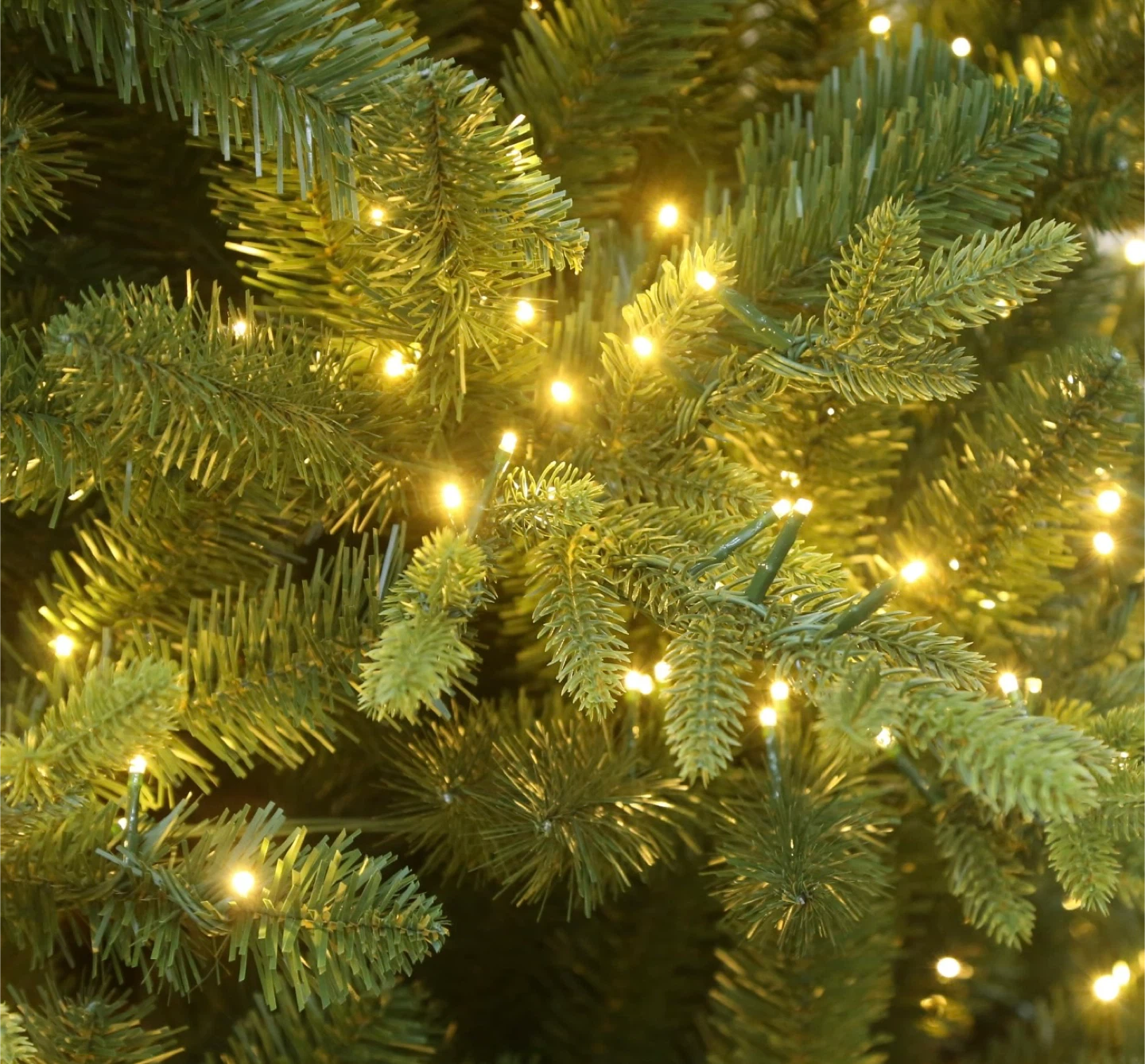 7.5ft Pre-lit Artificial Christmas Tree with Lights - photo 5