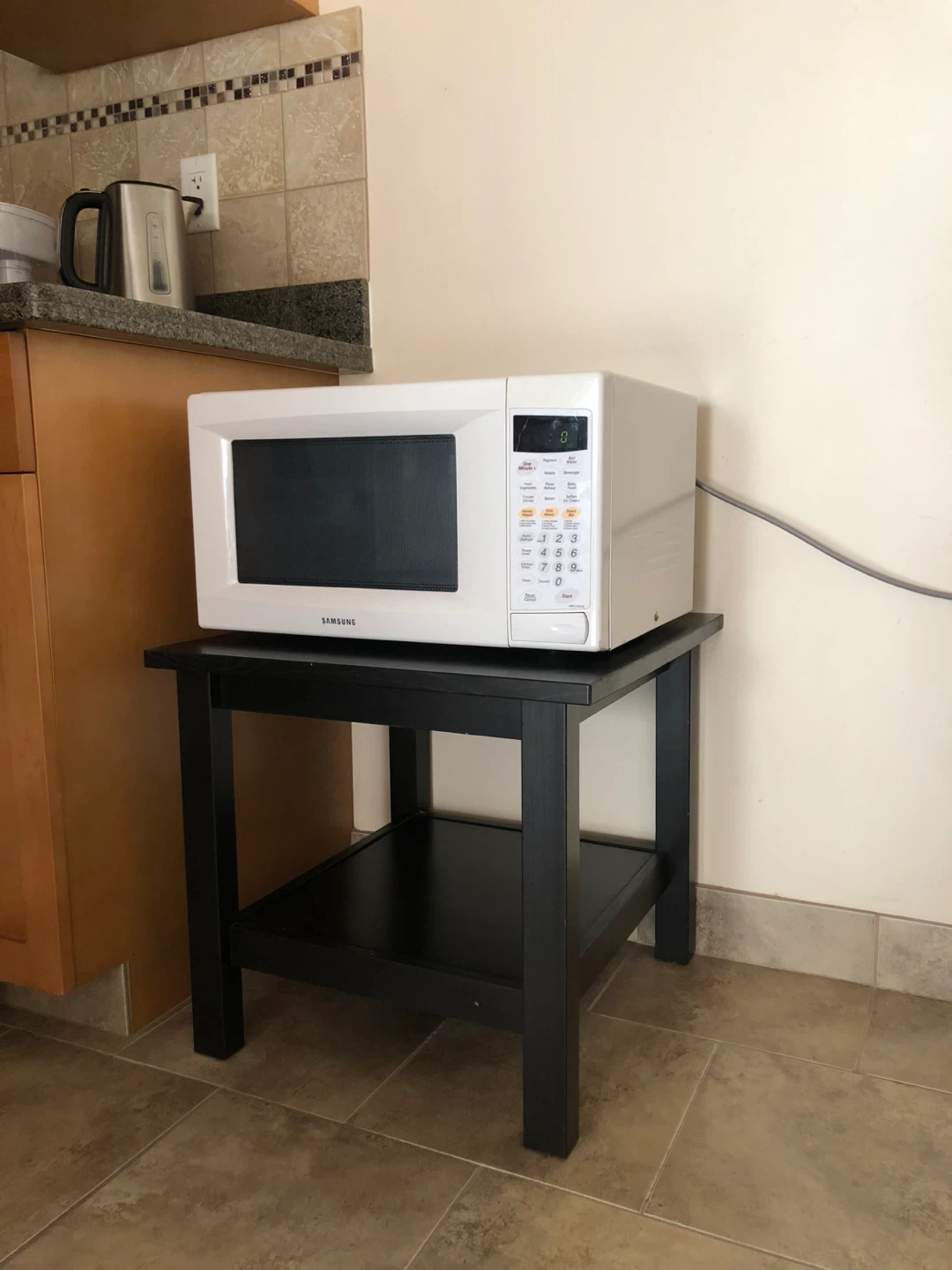 Samsung White Microwave
