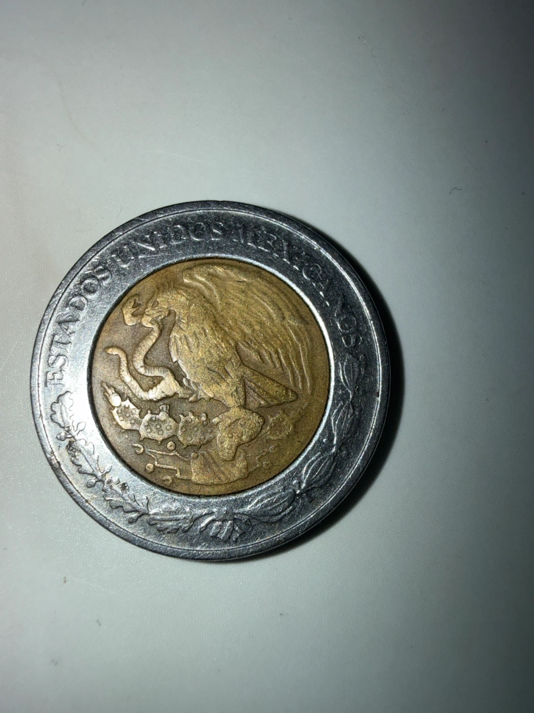 Mexican 1 Peso Coin (2012) - photo 2