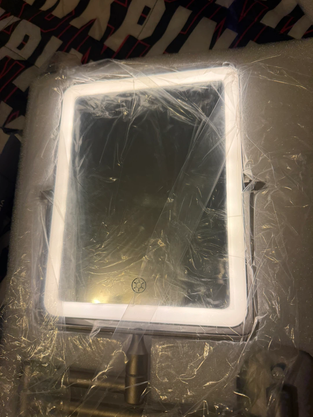 Rechargeable Wall Mounted Lighted Makeup Vanity Mirror - photo 5