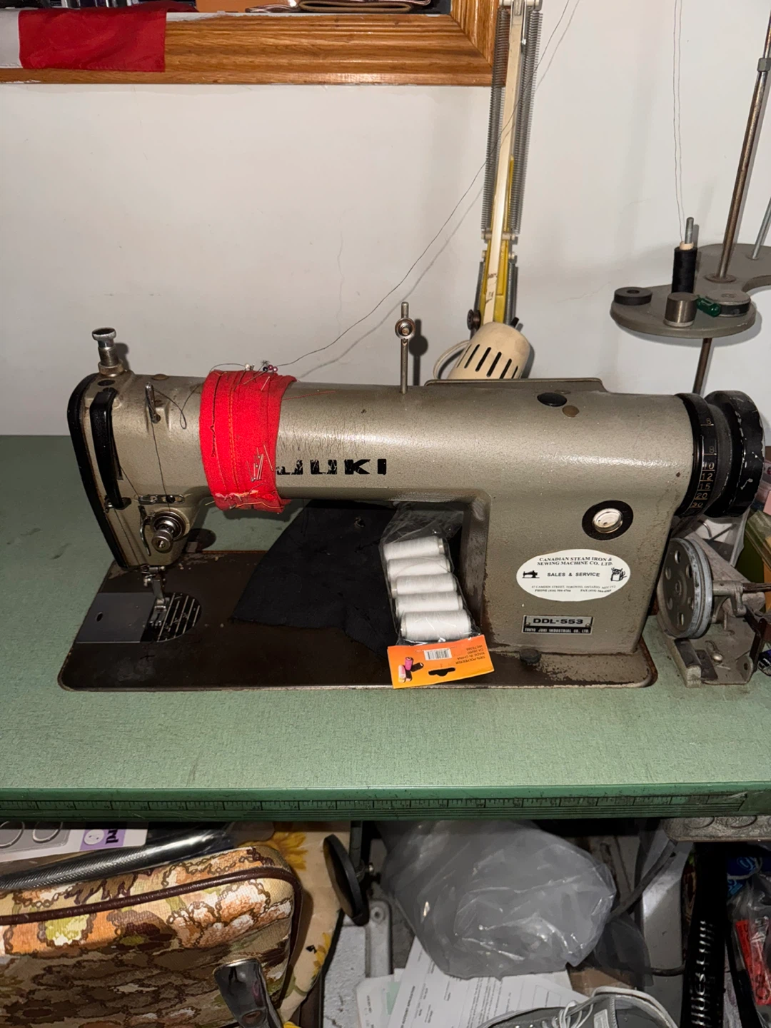 JUKI DDL-555 Industrial Sewing Machine
