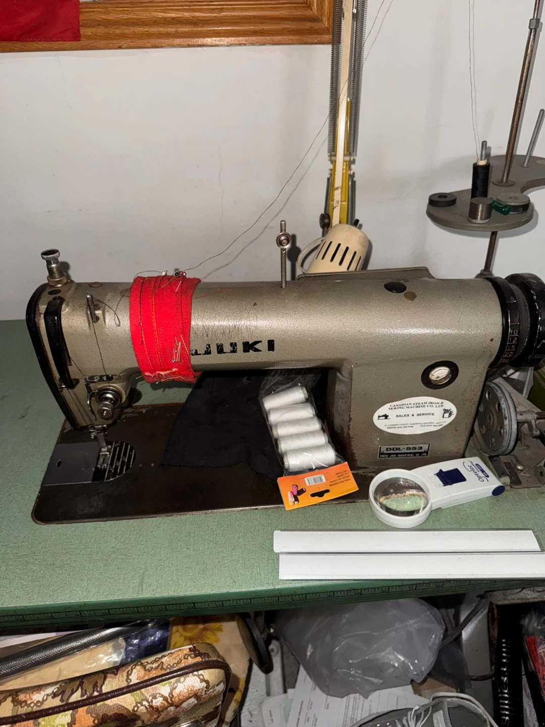 JUKI DDL-555 Industrial Sewing Machine - photo 4