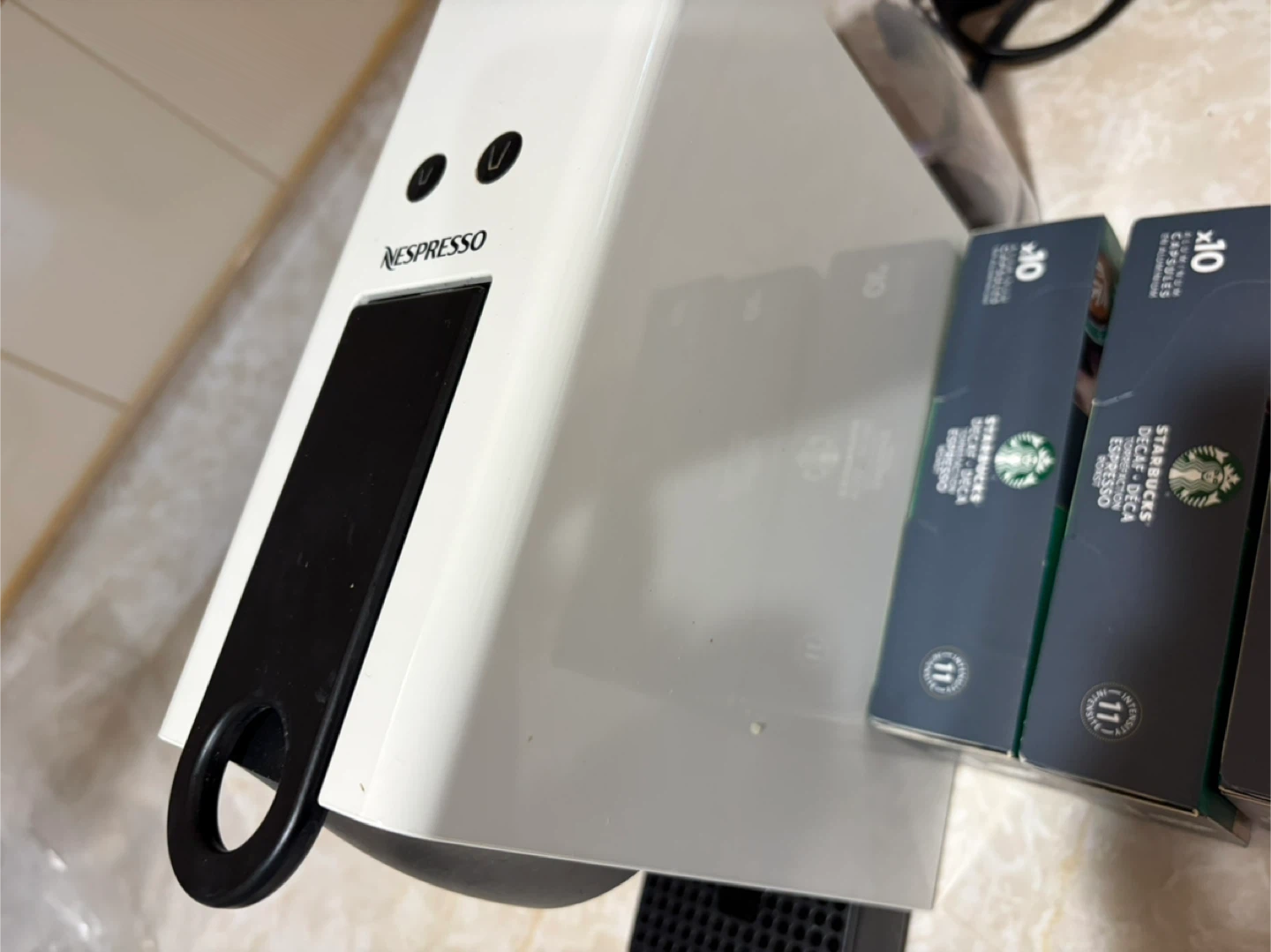 Nesspresso espresso machine with coffee pods Starbucks - photo 2
