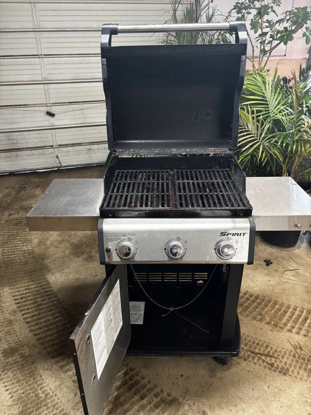 Weber Spirit E-315 NG BBQ - photo 2