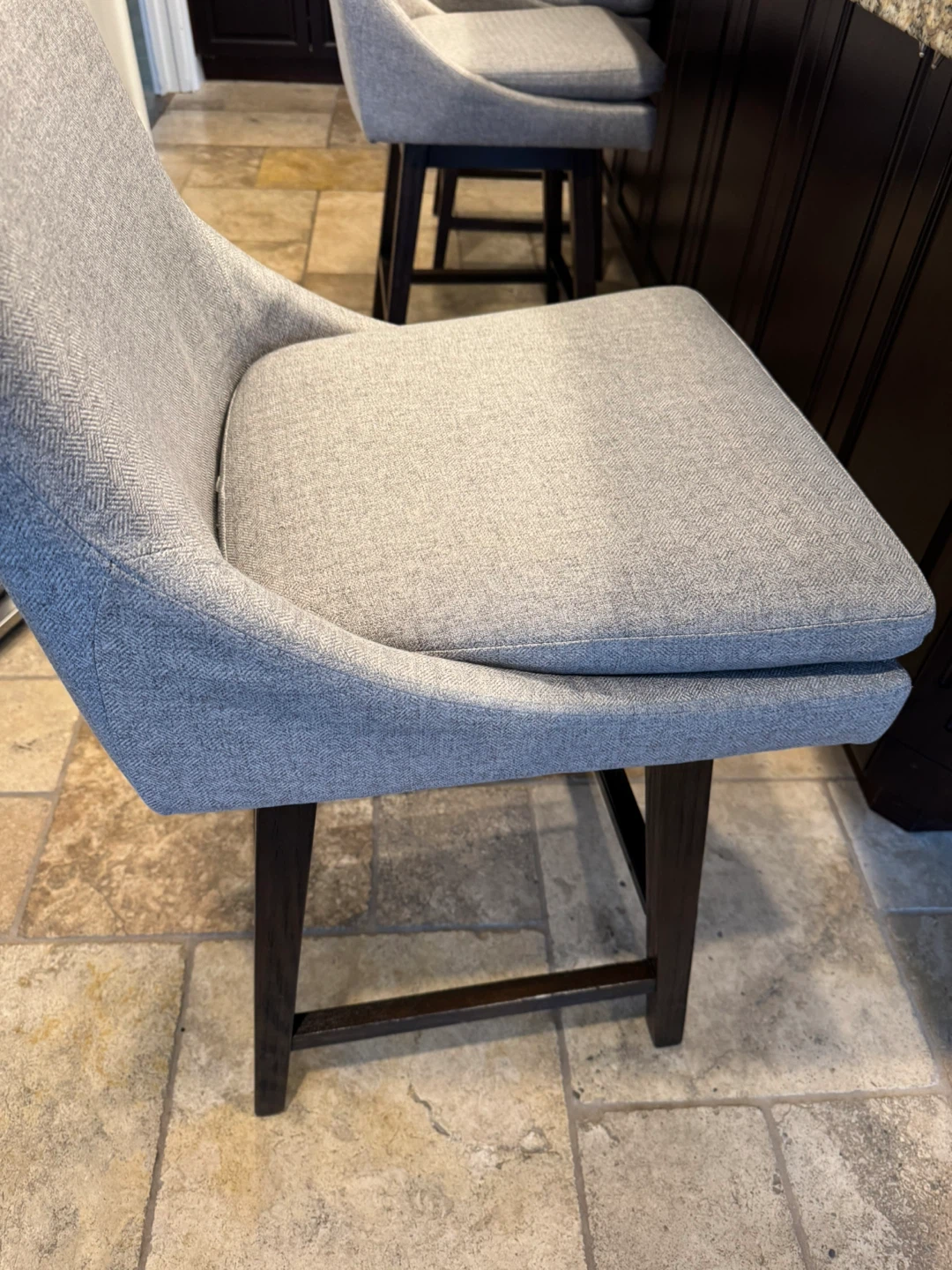 Set of 4 Light Gray Upholstered Countertop/Bar Stools(Swivel) - photo 3